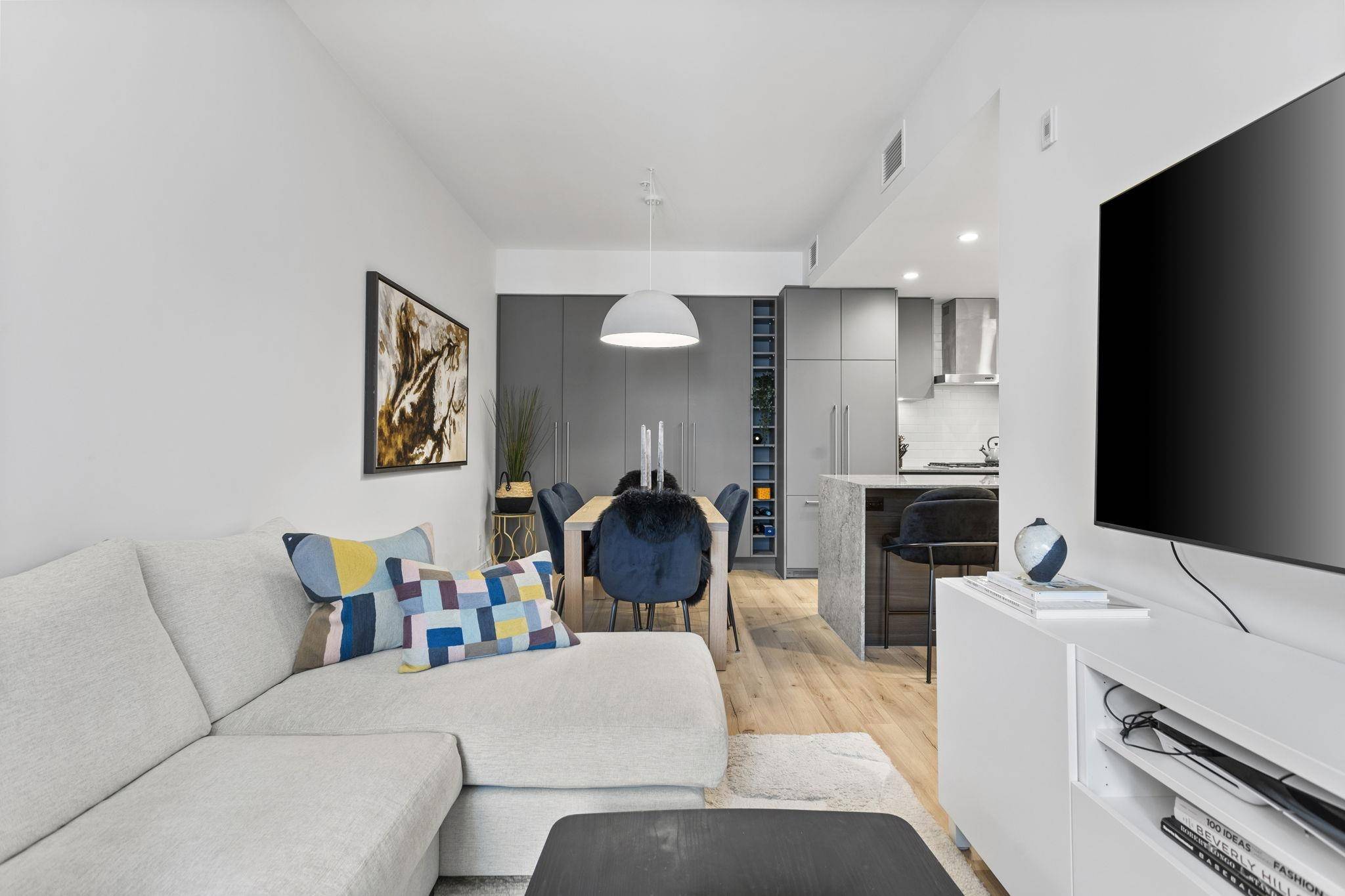 Port Moody, BC V3H 0L9,3131 Murray ST #507