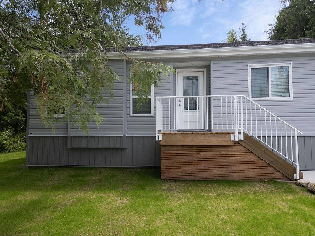 Gibsons, BC V0N 1V1,1416 North RD #11