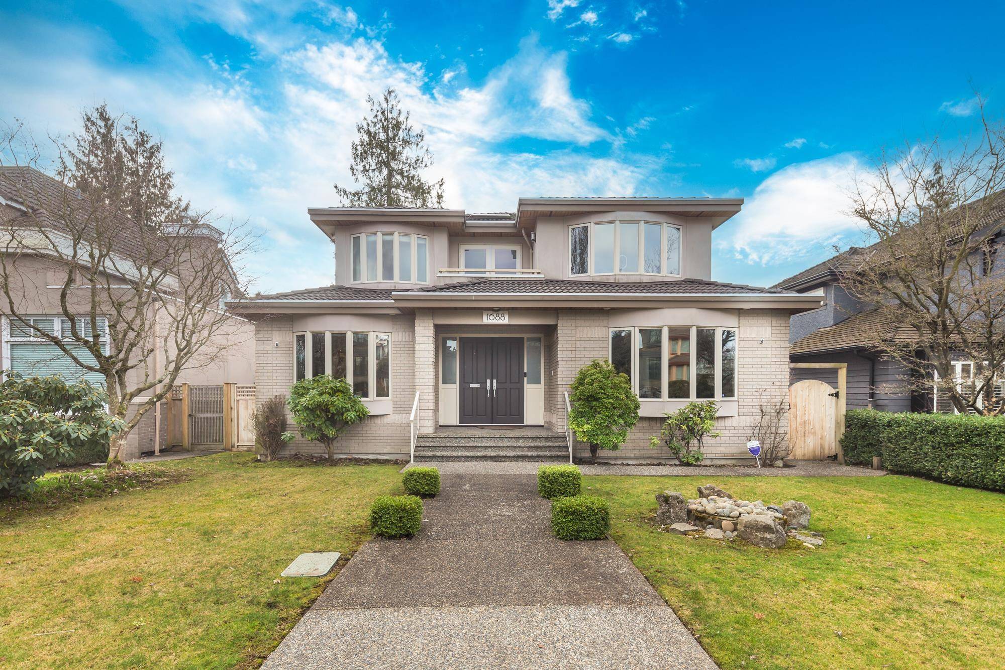 Vancouver, BC V6P 2C3,1688 W 61st AVE