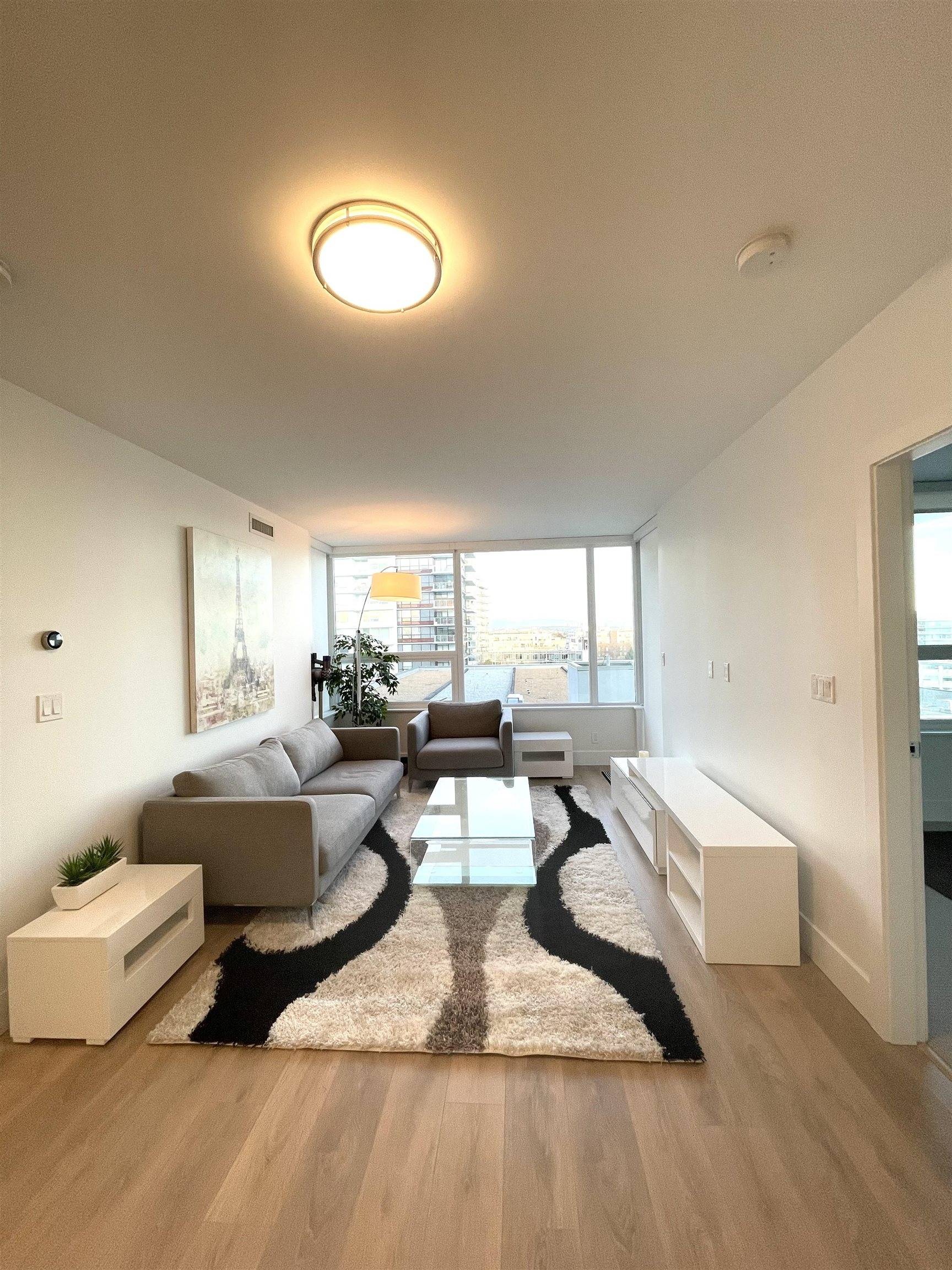 Richmond, BC V7C 0C7,5508 Hollybridge WAY #801