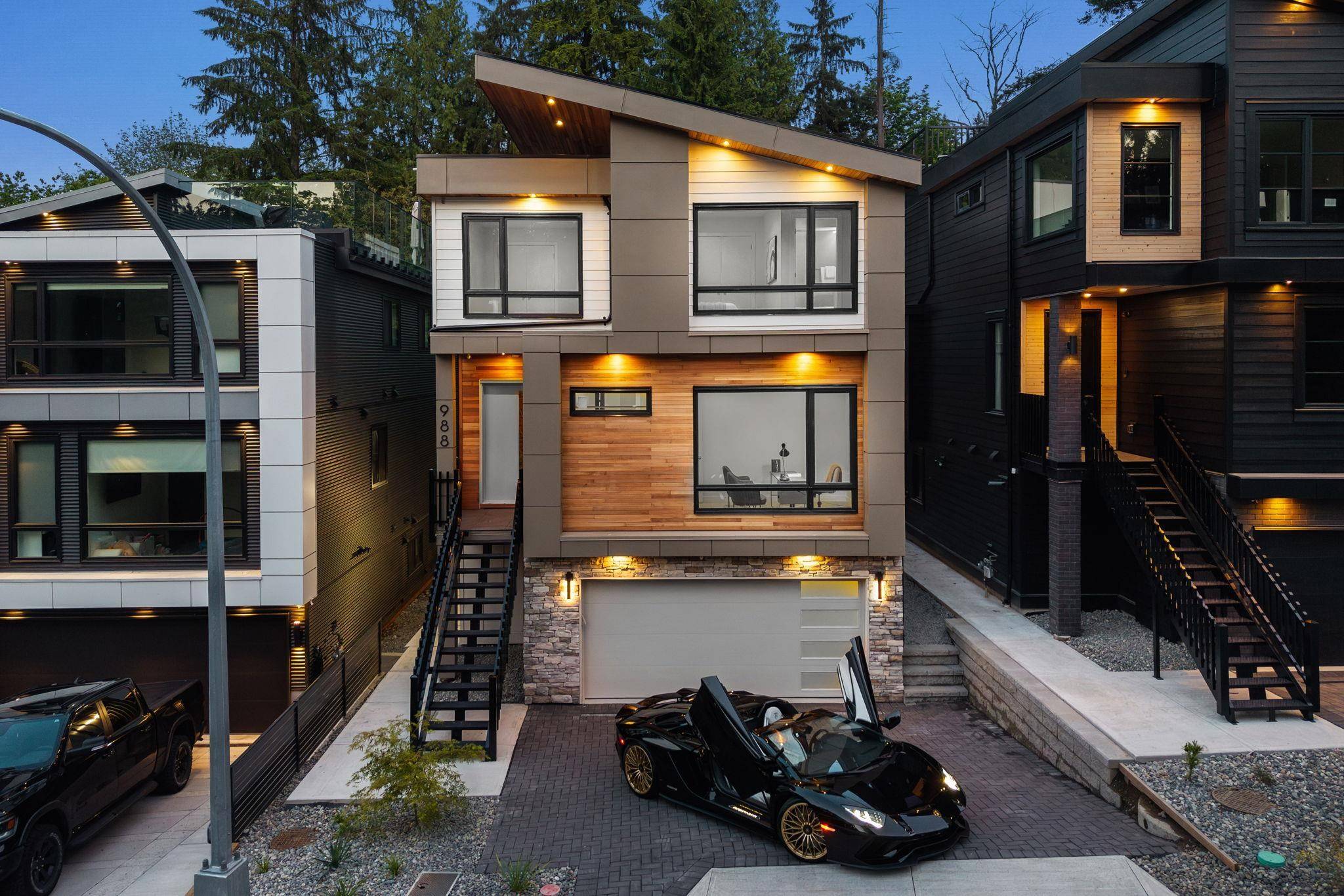 Port Moody, BC V3H 1P3,988 Seaforth WAY