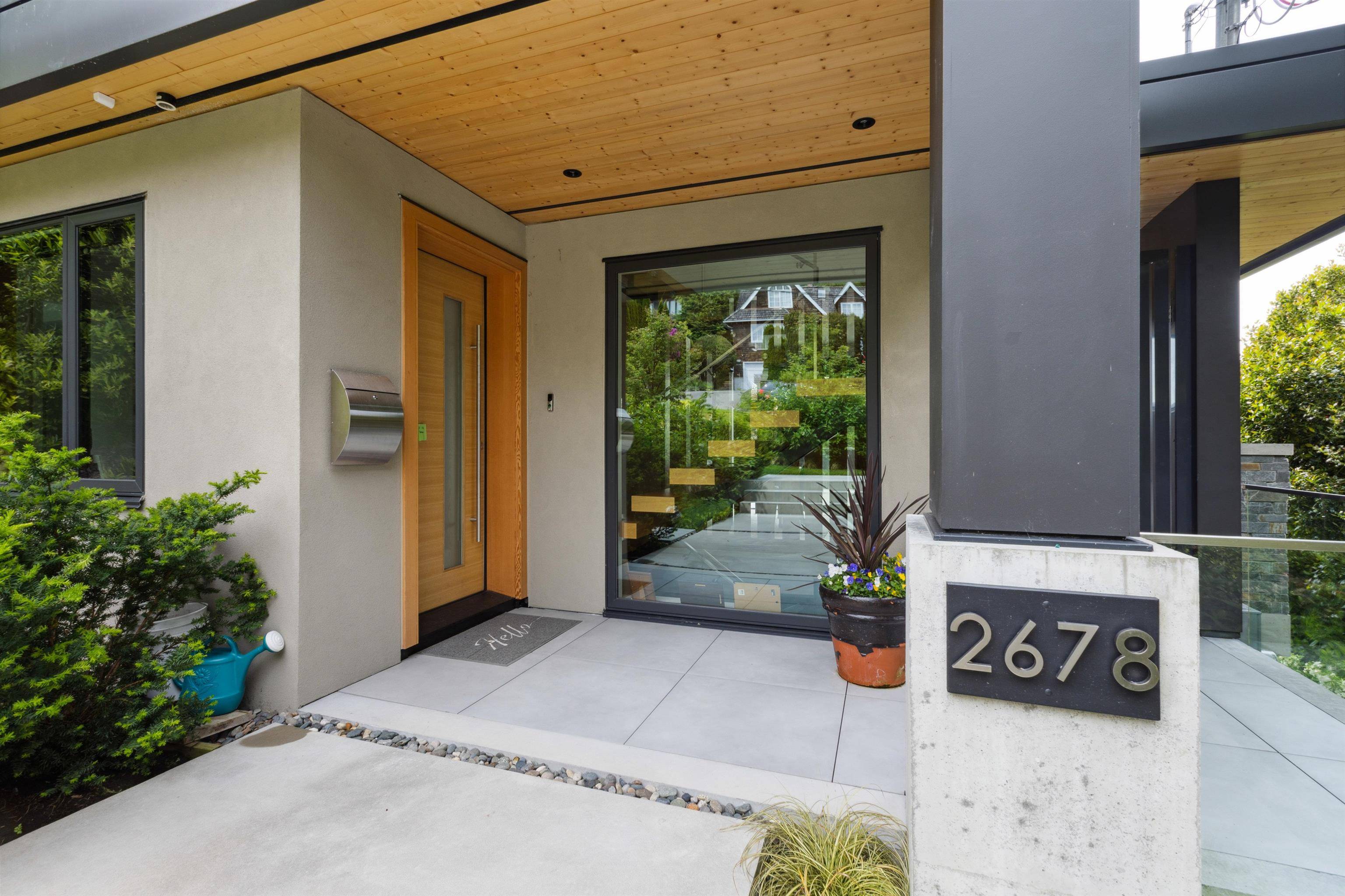 West Vancouver, BC V7V 2J4,2678 Mathers AVE