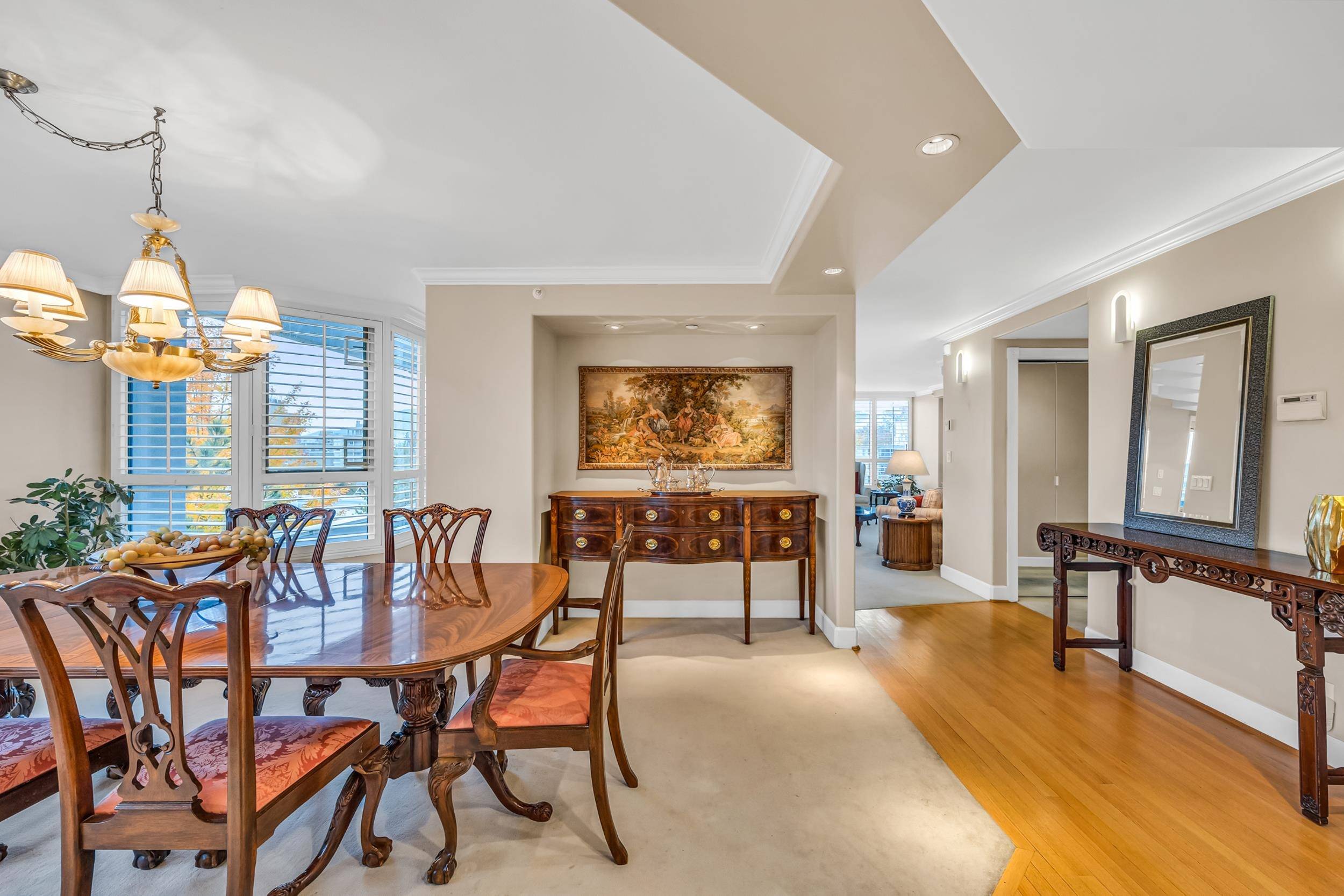 Vancouver, BC V6H 1R1,1350 W 14th AVE #6