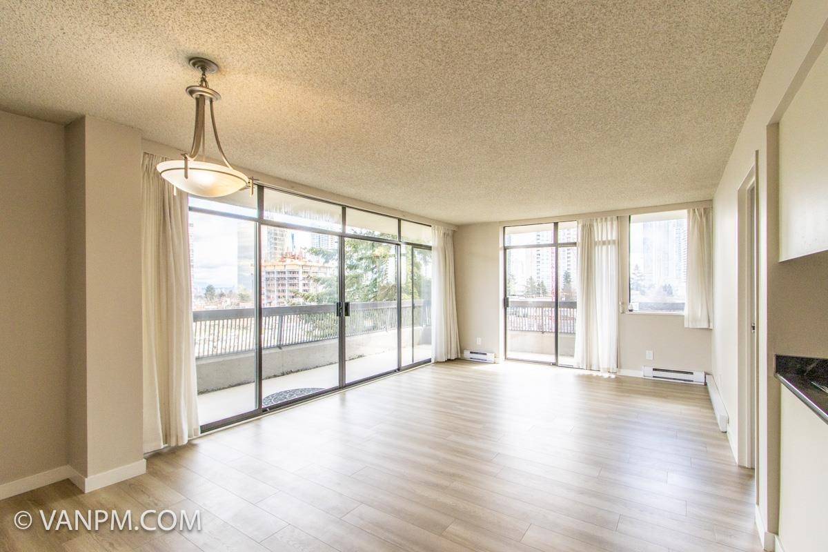 Burnaby, BC V5H 4B4,5932 Patterson AVE #702