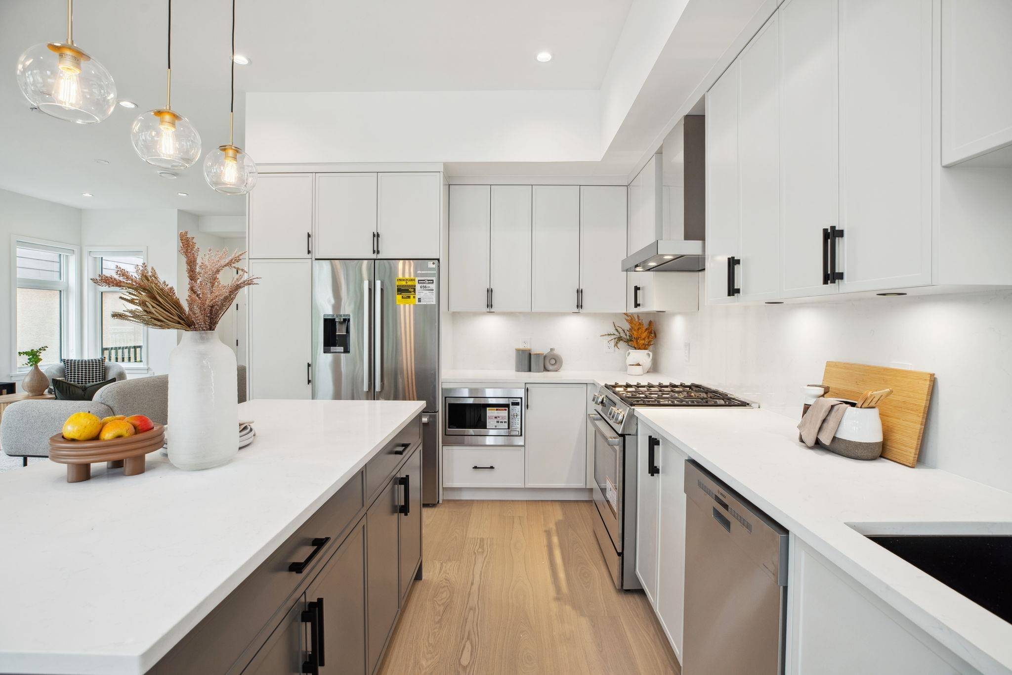 Coquitlam, BC V3J 4C8,692 Florence ST #103