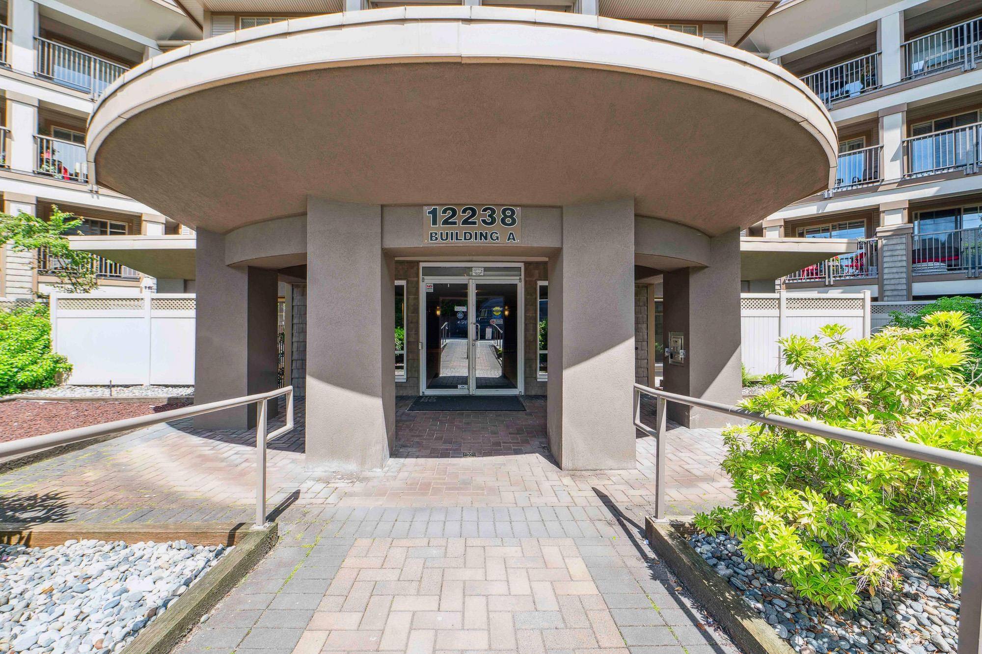 Maple Ridge, BC V2X 8W5,12238 224th ST #225