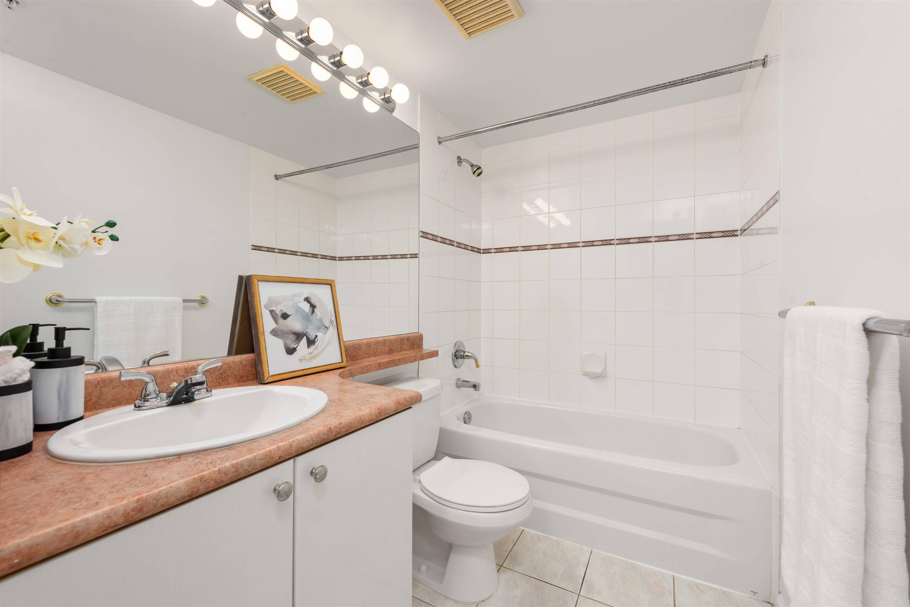 Richmond, BC V6Y 4C4,6191 Buswell ST #1005