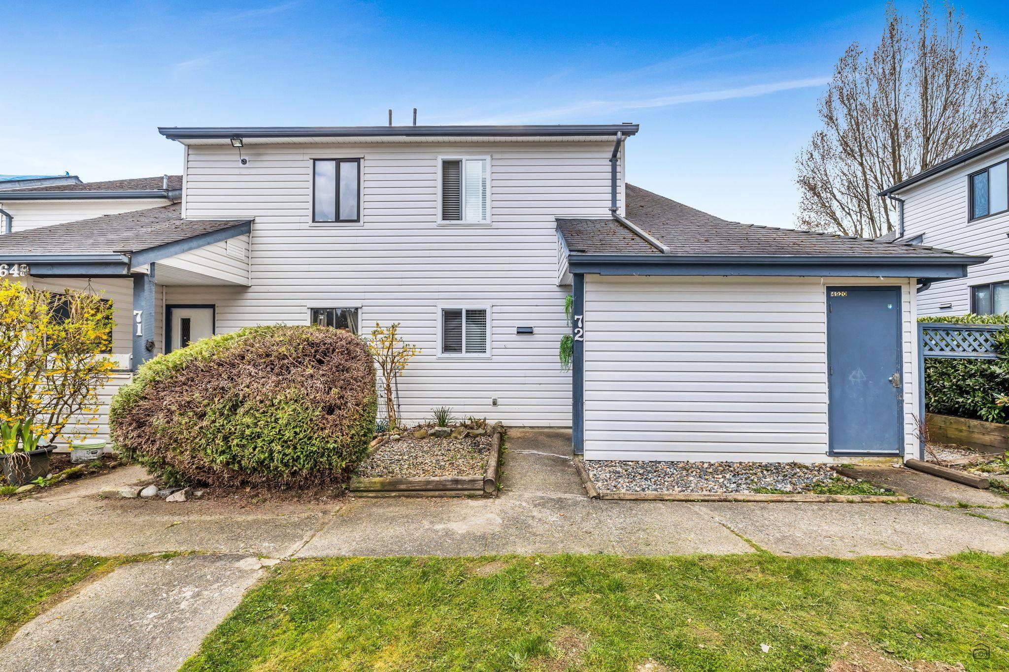 Surrey, BC V3W 5G7,6649 138 ST #72