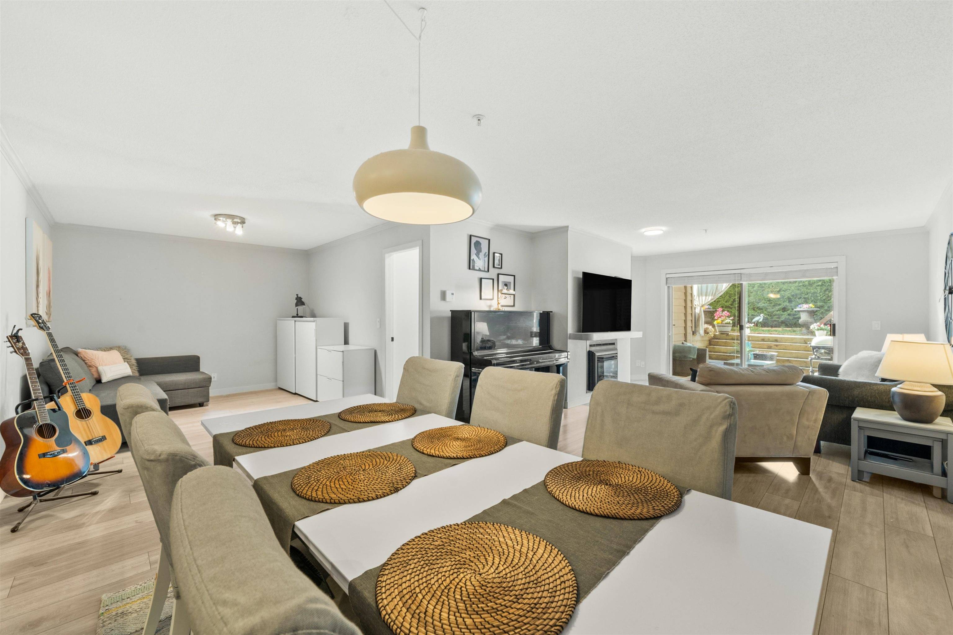 North Vancouver, BC V7H 2X6,1050 Bowron CT #305