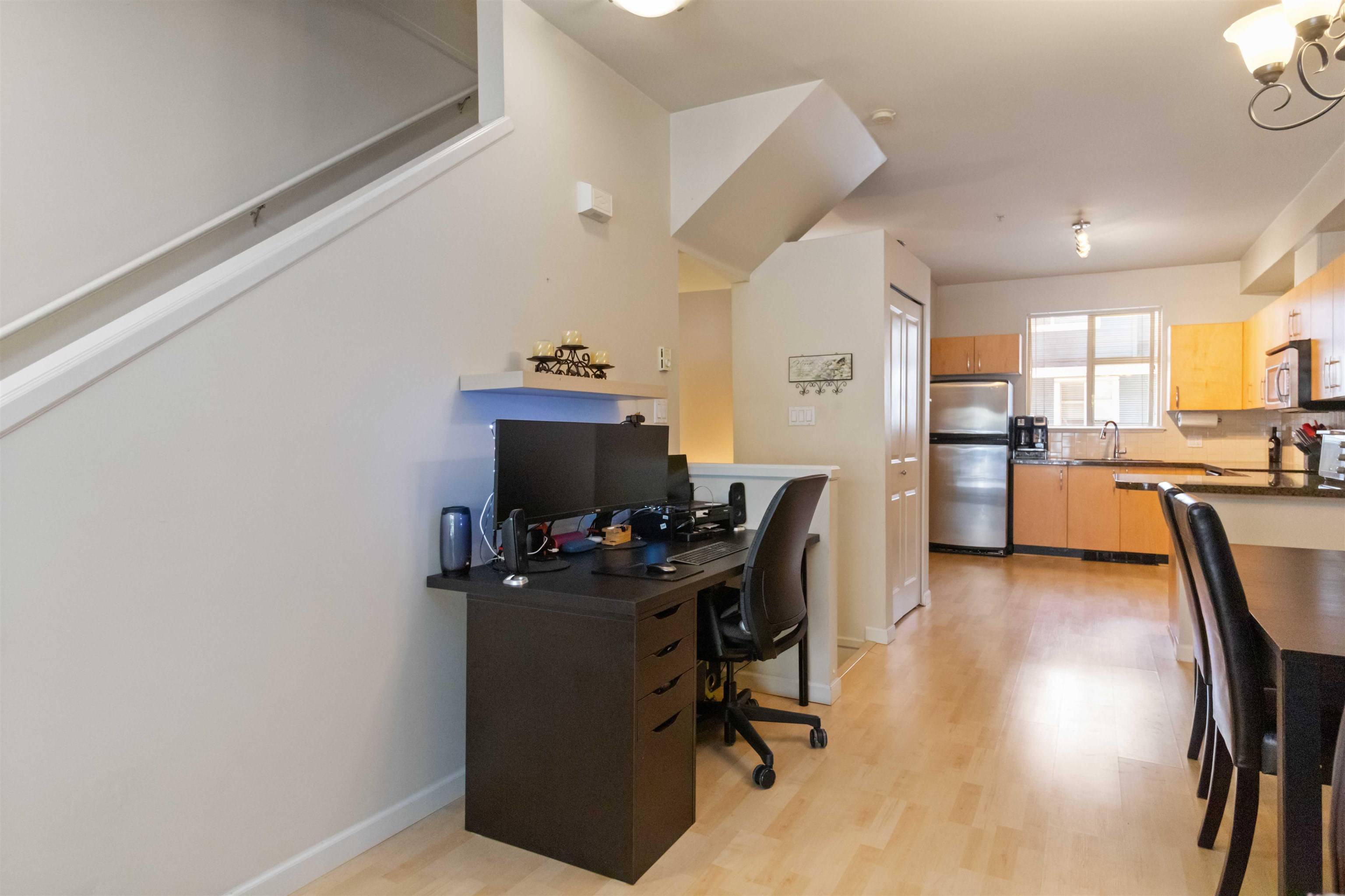 New Westminster, BC V3M 0A1,935 Ewen AVE #37