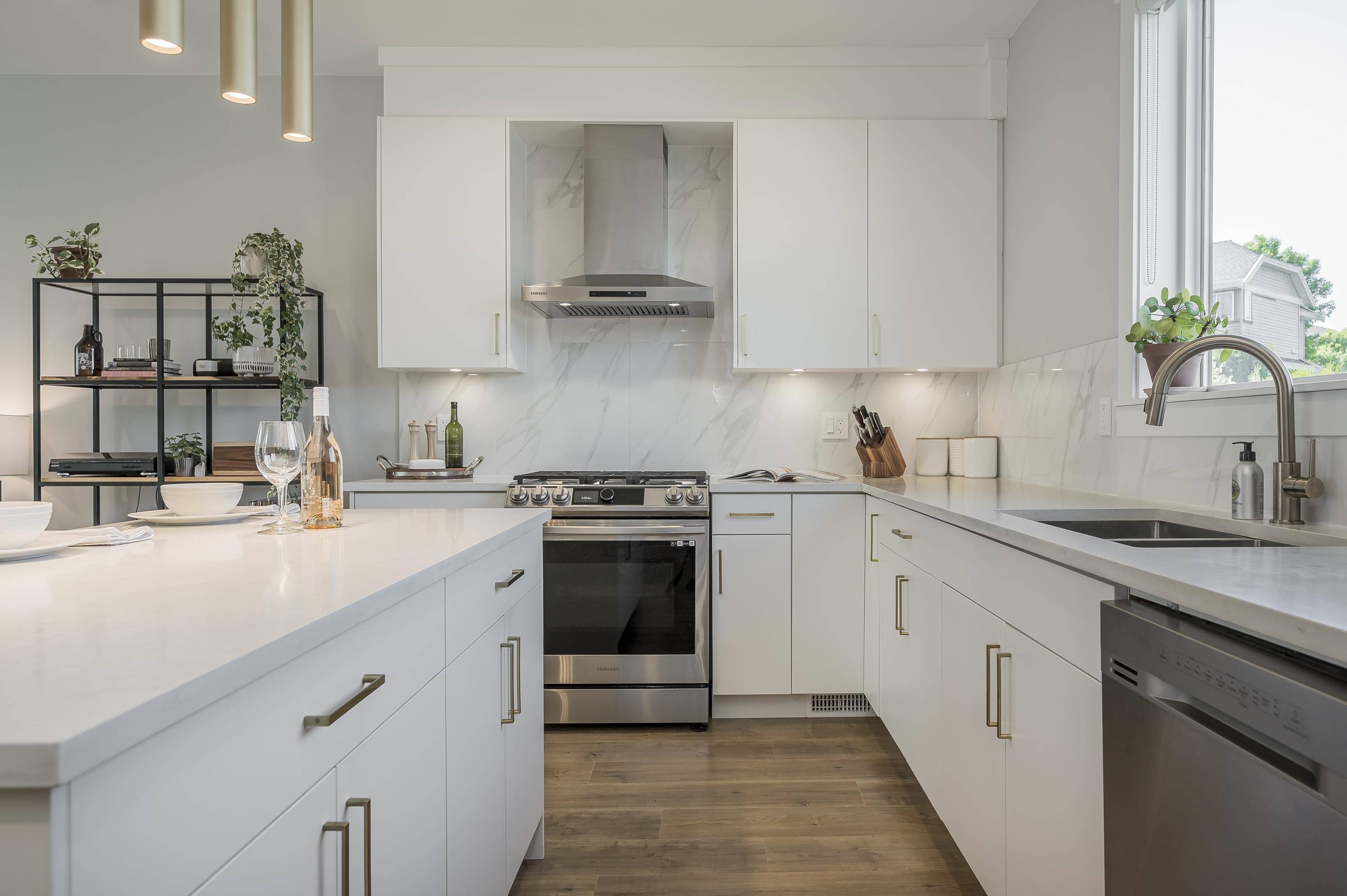 Surrey, BC V4A 4Y1,1639 162 ST #65