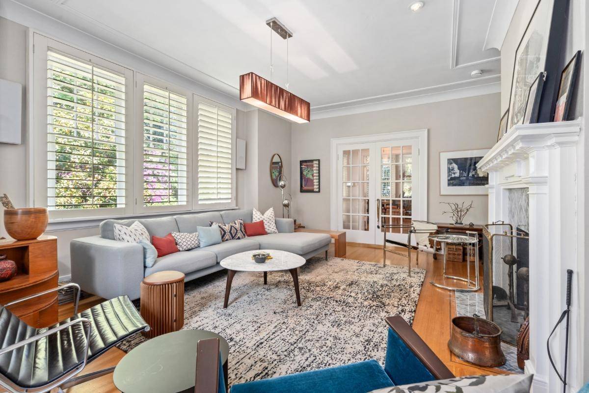 Vancouver, BC V6J 3A3,1850 W 30th AVE
