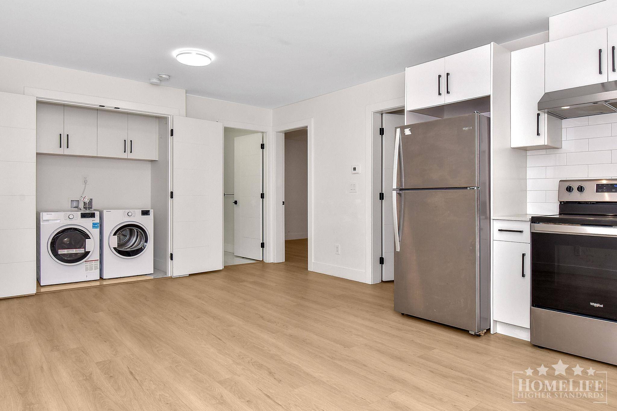 Langley, BC V2Z 0B2,19695 31b AVE #Basement B