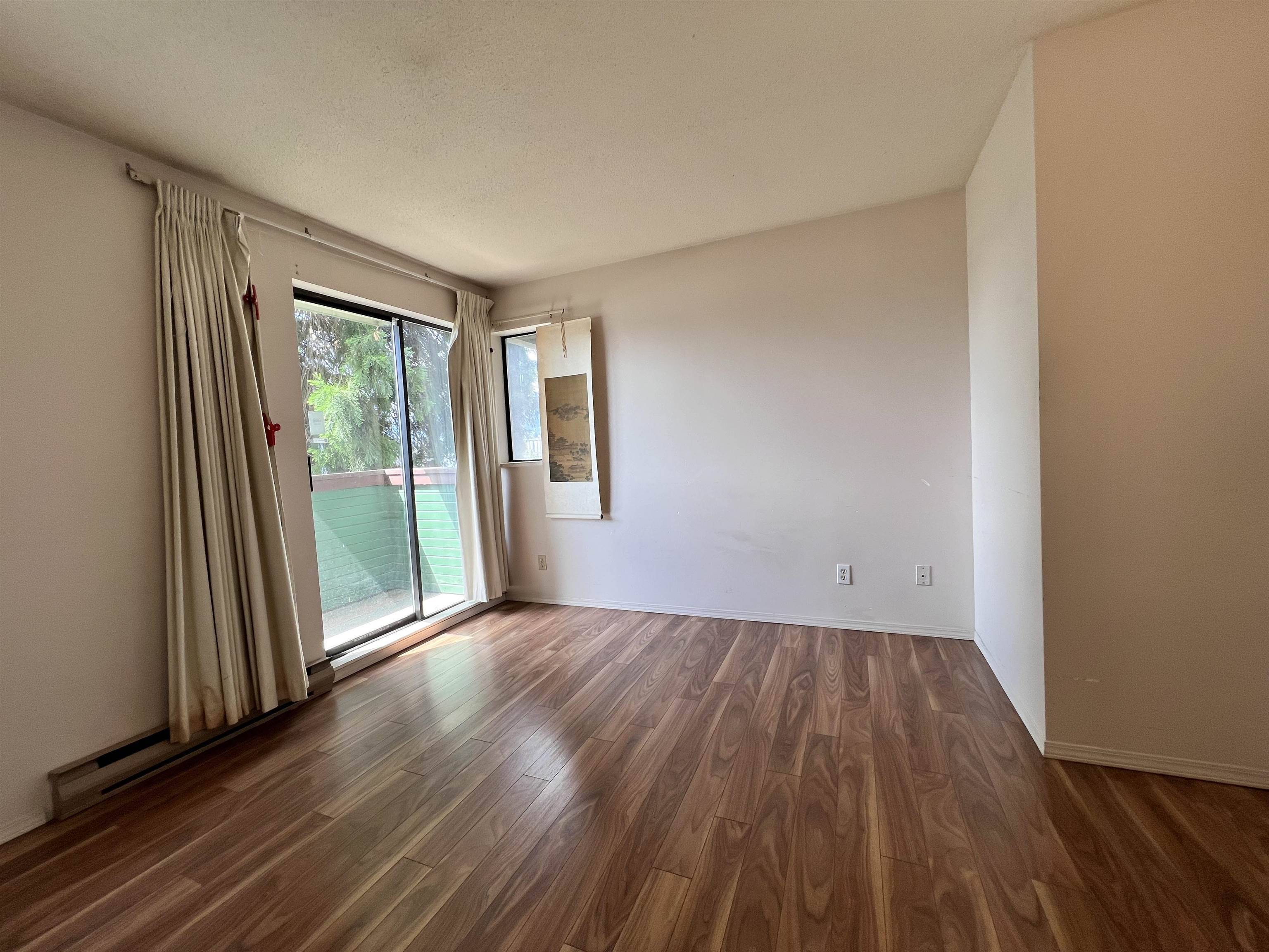 Vancouver, BC V5L 1B3,2159 Wall ST #104