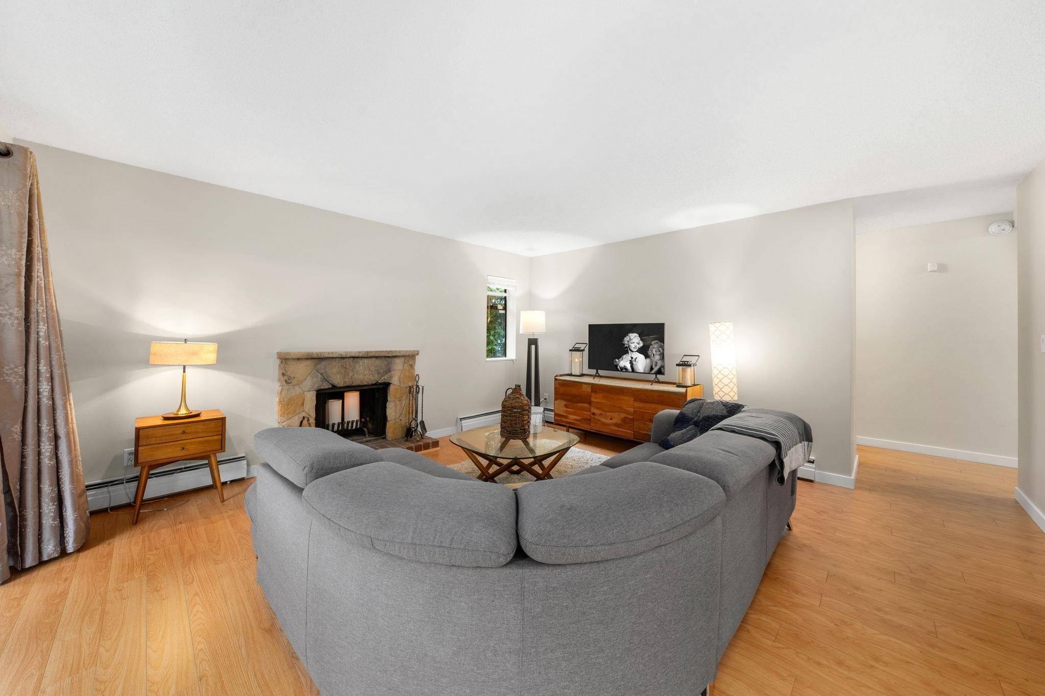 Vancouver, BC V6E 3W3,1355 Harwood ST #203
