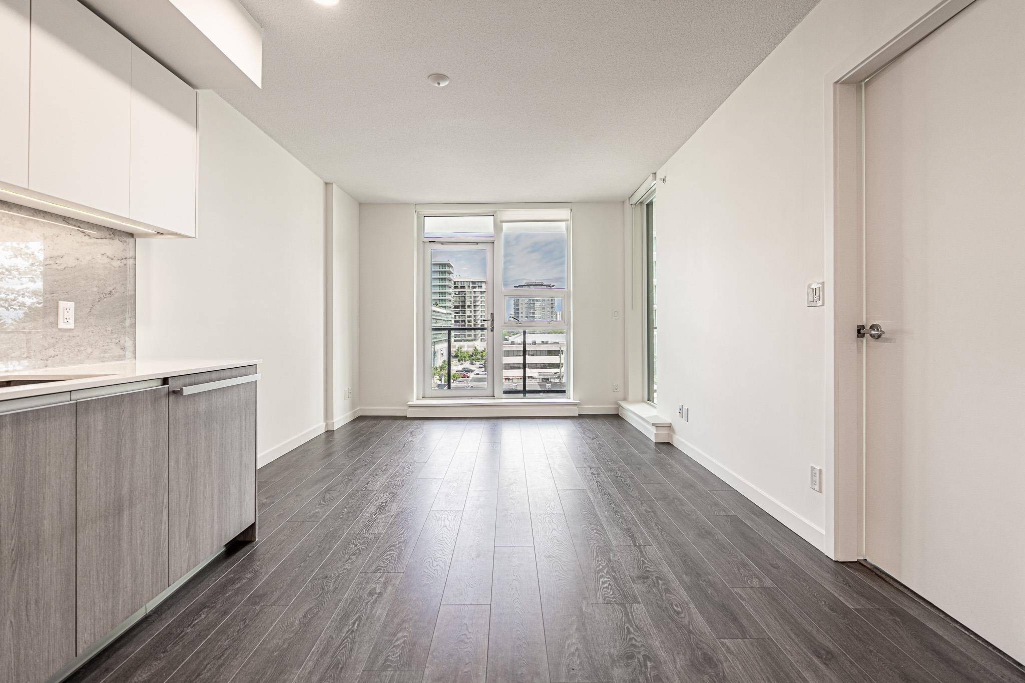 Richmond, BC V6Y 0M3,6633 Buswell ST #607