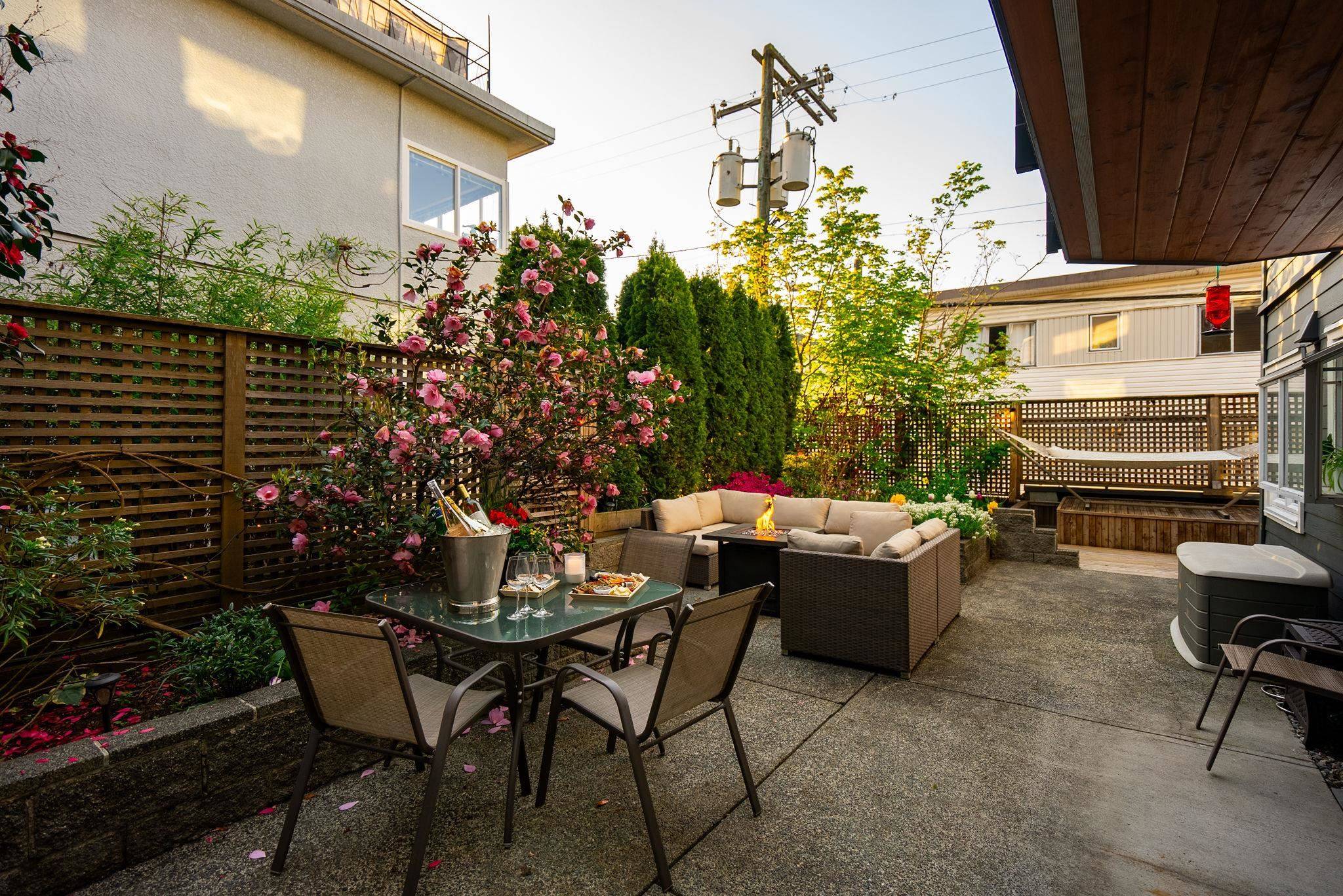 Vancouver, BC V6K 3J3,1631 Vine ST #203