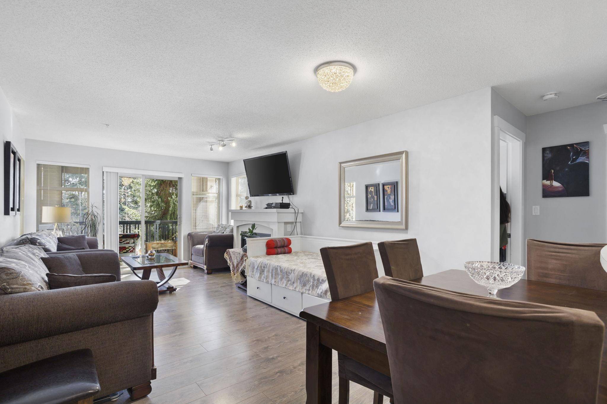 Coquitlam, BC V3E 3R7,2998 Silver Springs BLVD #207