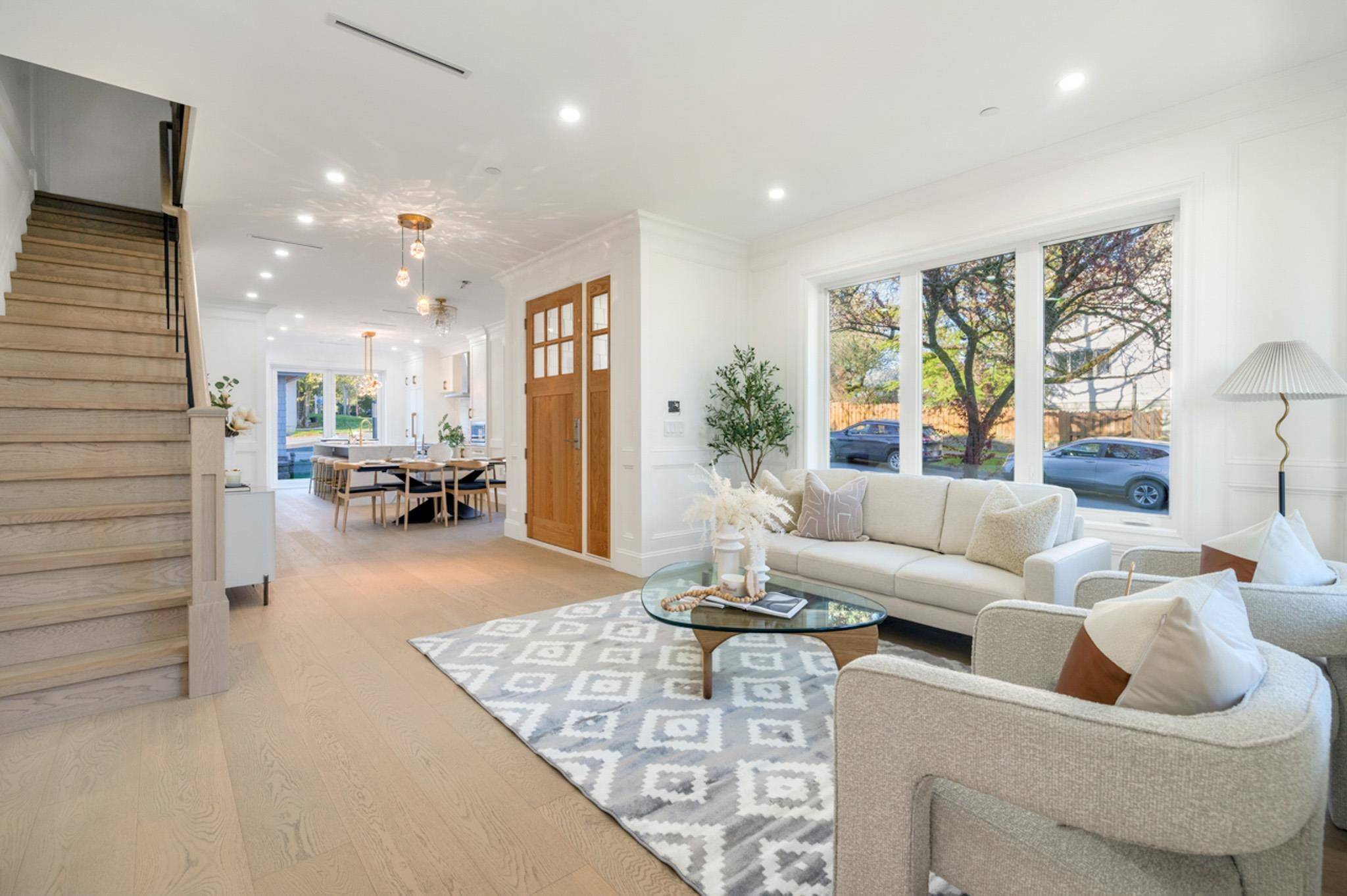 Vancouver, BC V6N 2P4,4005 W 35th AVE