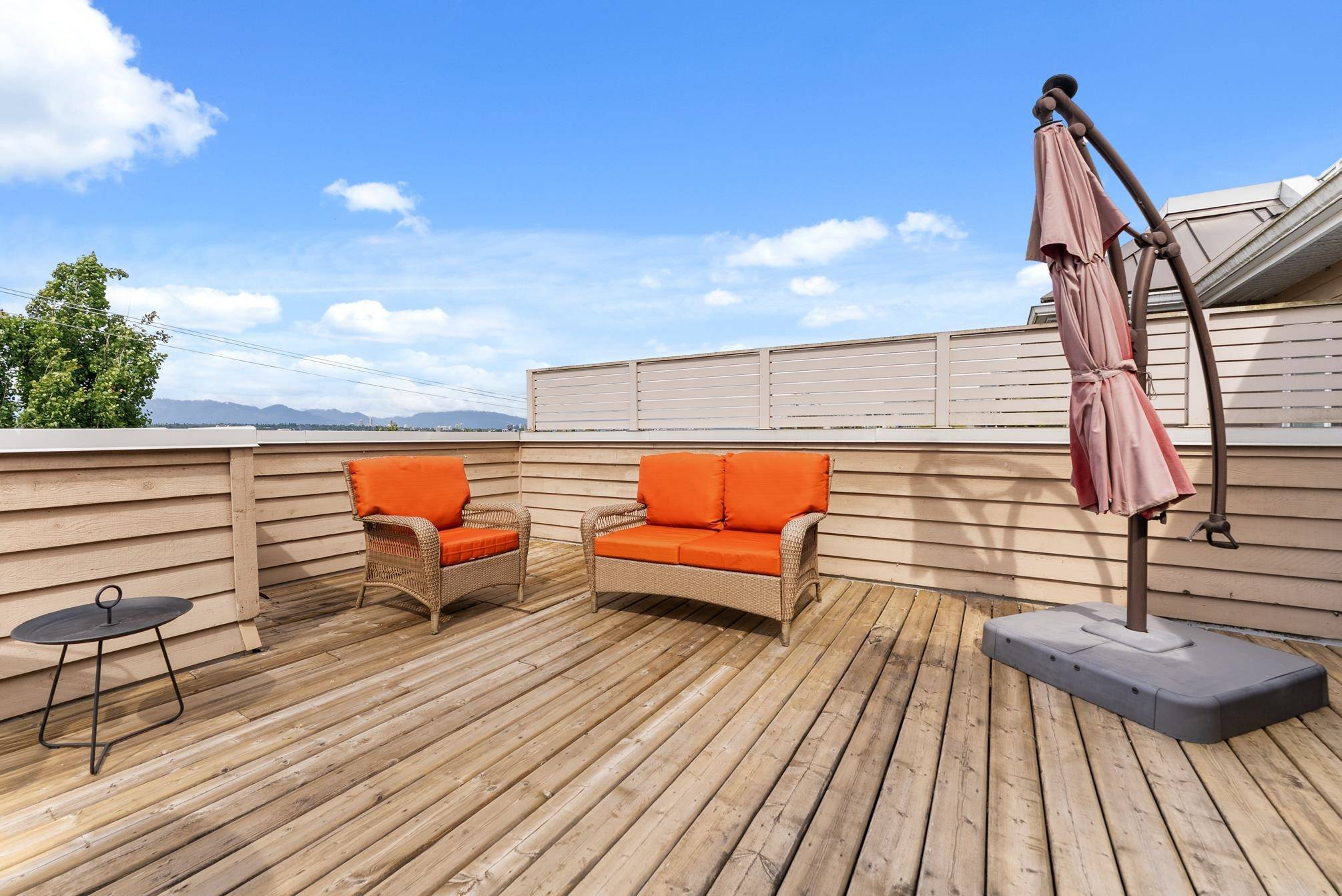 Richmond, BC V7C 5P5,5880 Dover CRES #316