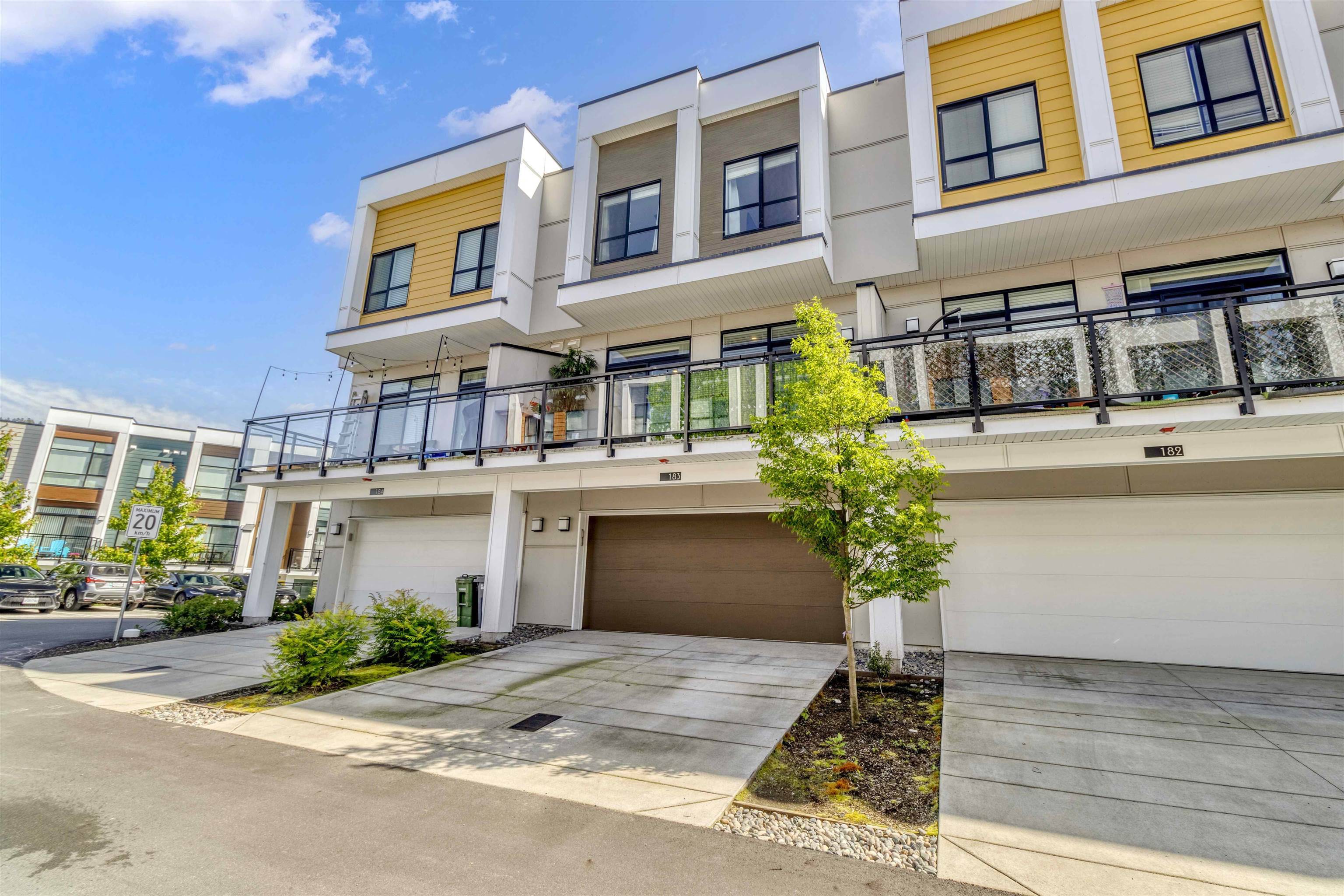 Chilliwack, BC V2R 6B3,46150 Thomas Road RD #183