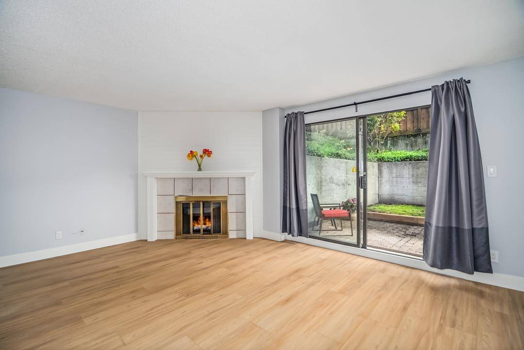 New Westminster, BC V3M 3Y2,315 Tenth ST #108