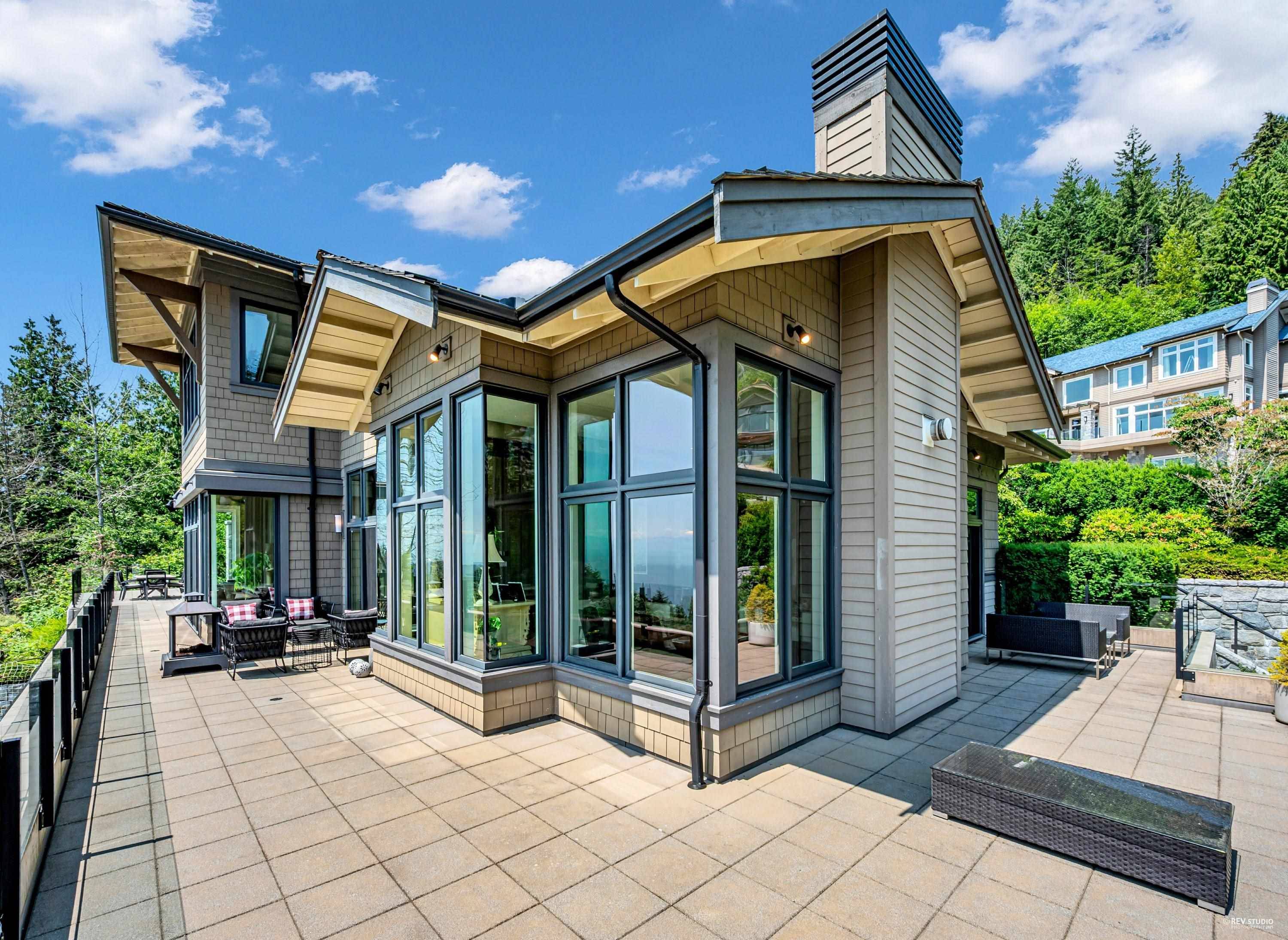 West Vancouver, BC V7S 0A4,2705 Highview PL