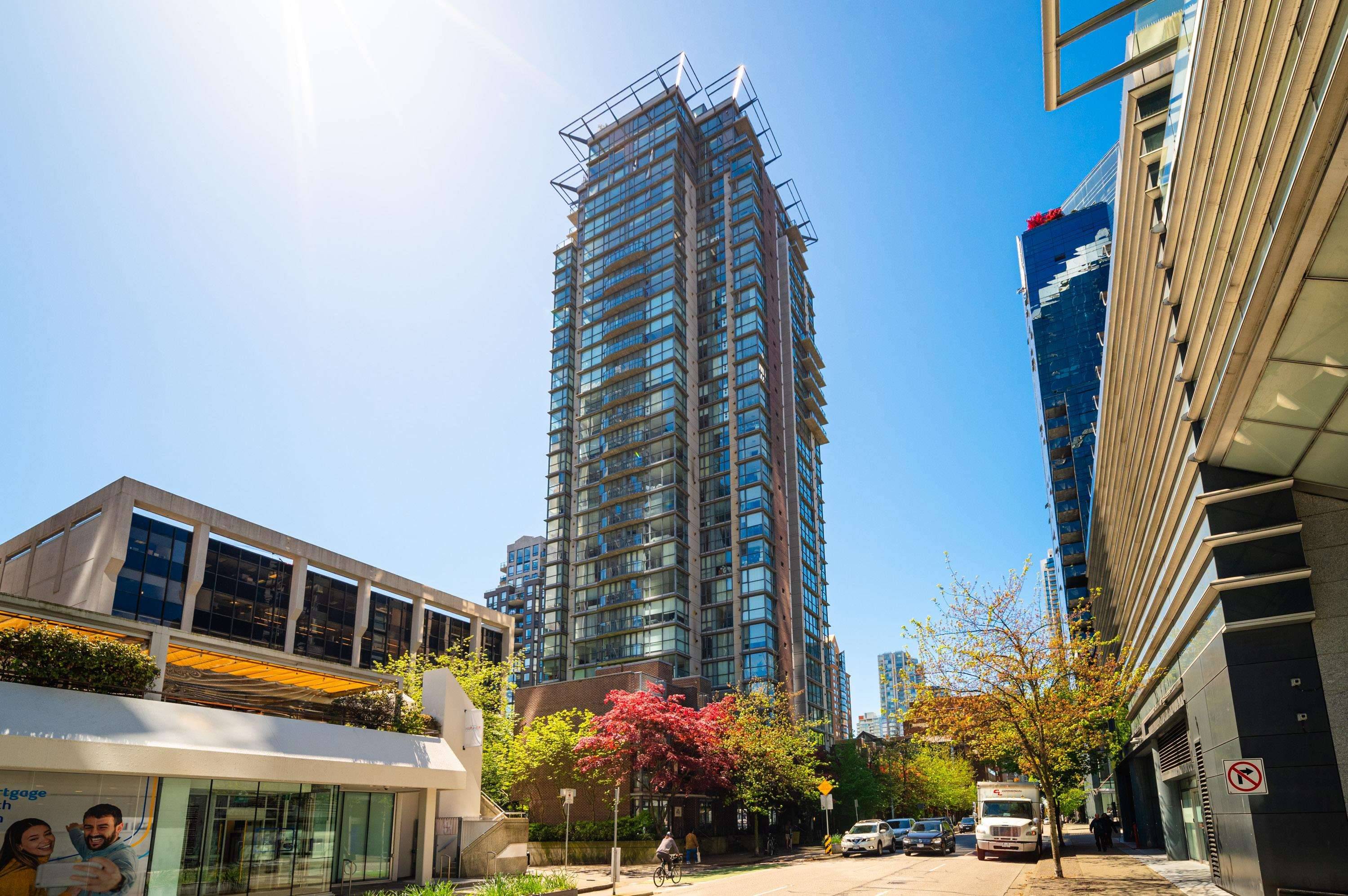 Vancouver, BC V6Z 2Y7,1068 Hornby ST #305