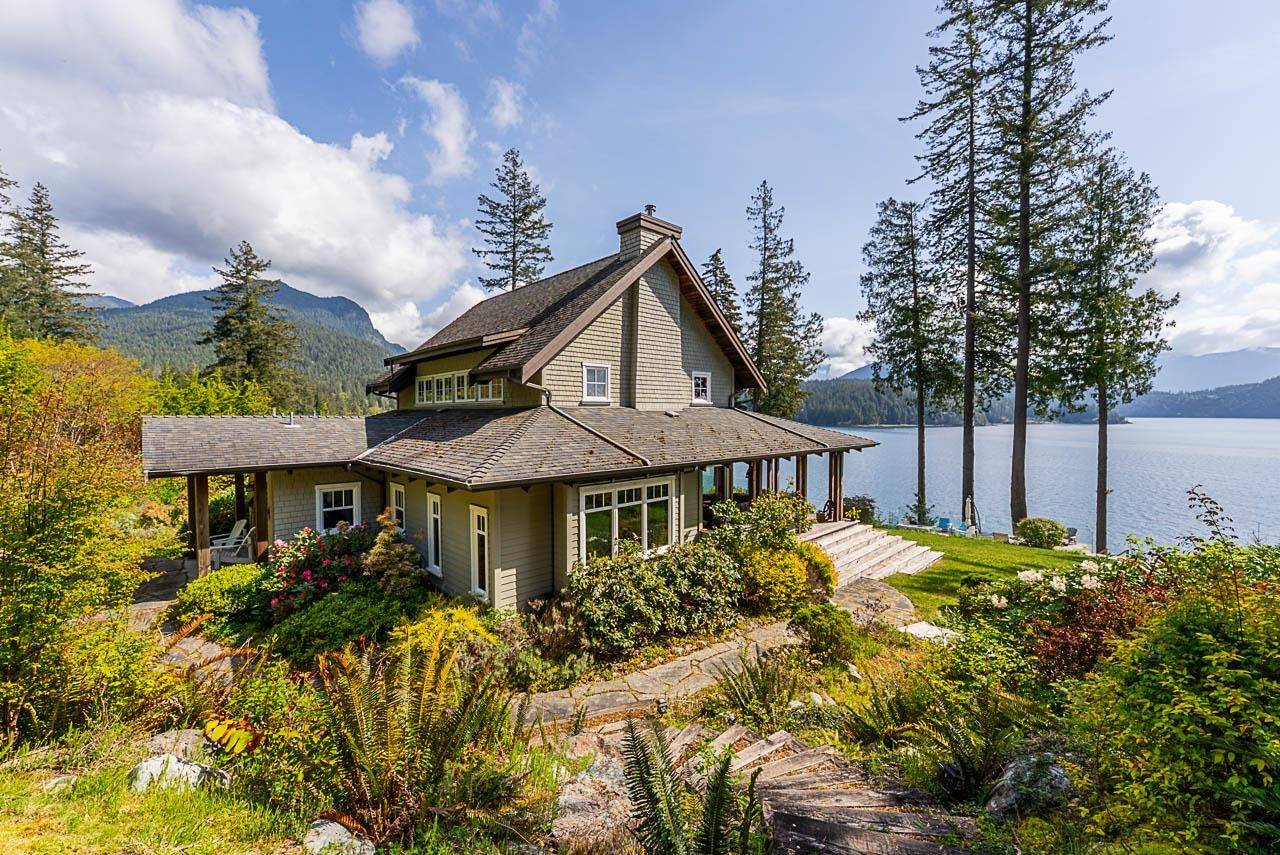 Gambier Island, BC V0N 1V0,766 The Grove RD