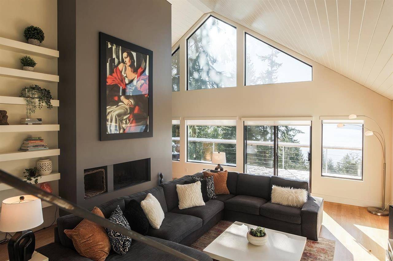 Lions Bay, BC V0N 2E0,485 Timbertop DR