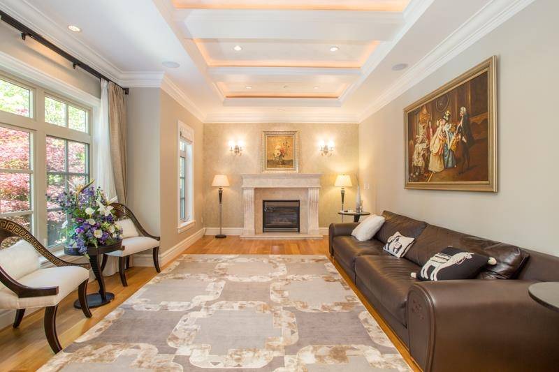 Vancouver, BC V6R 2M3,4416 W 11th AVE