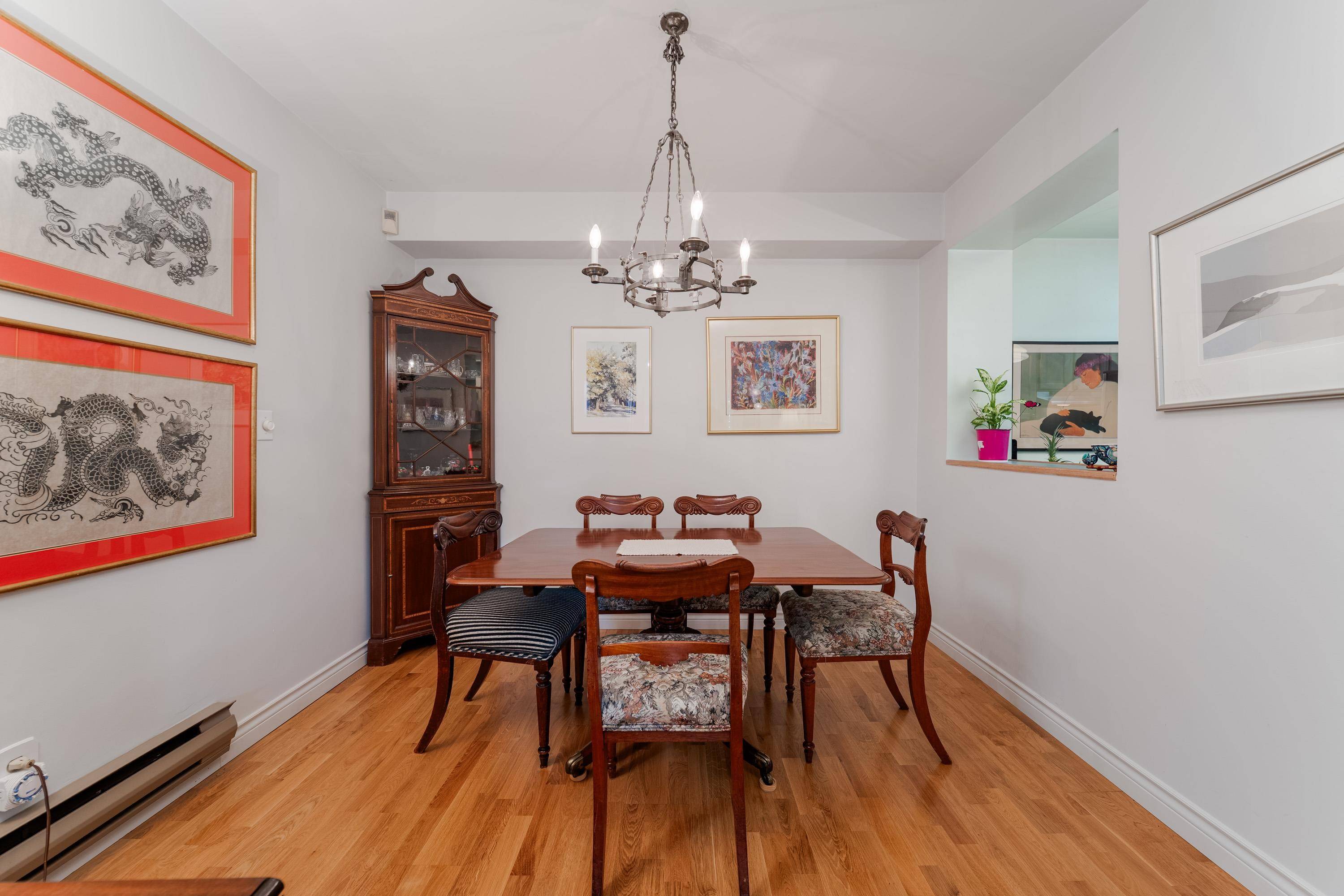 Vancouver, BC V6K 1W6,2625 W 6th AVE