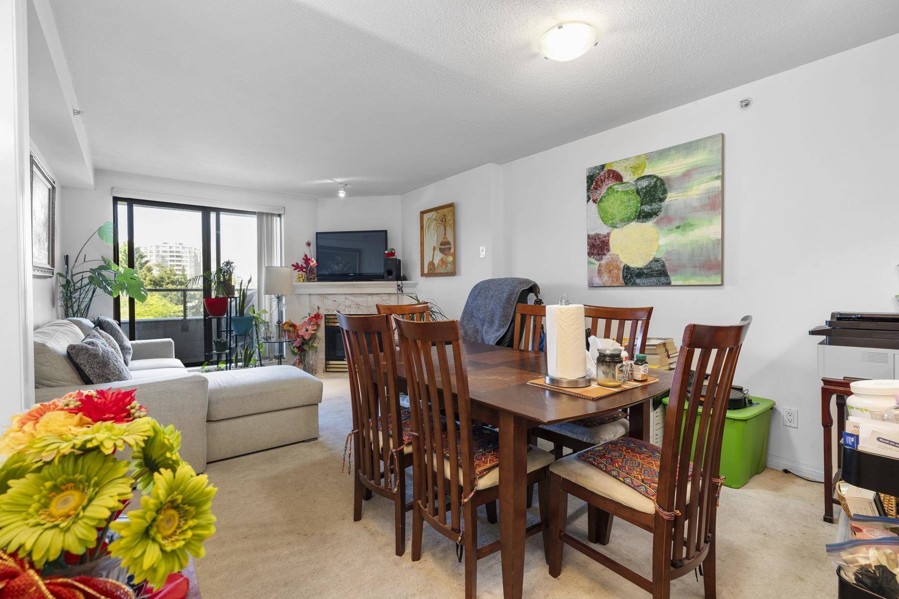 Richmond, BC V6Y 4C5,6611 Cooney RD #504