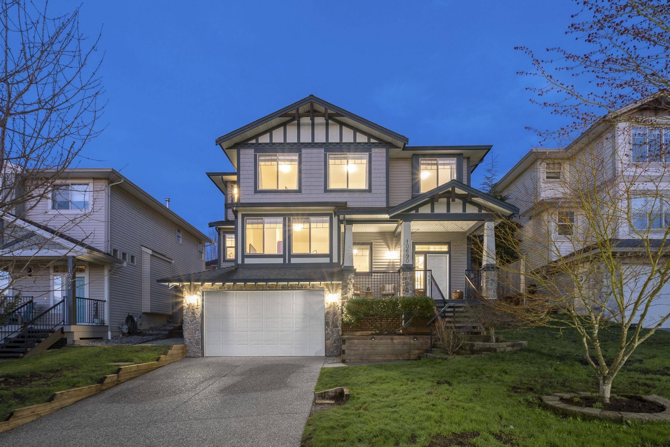 Maple Ridge, BC V2W 0A6,10690 247a ST