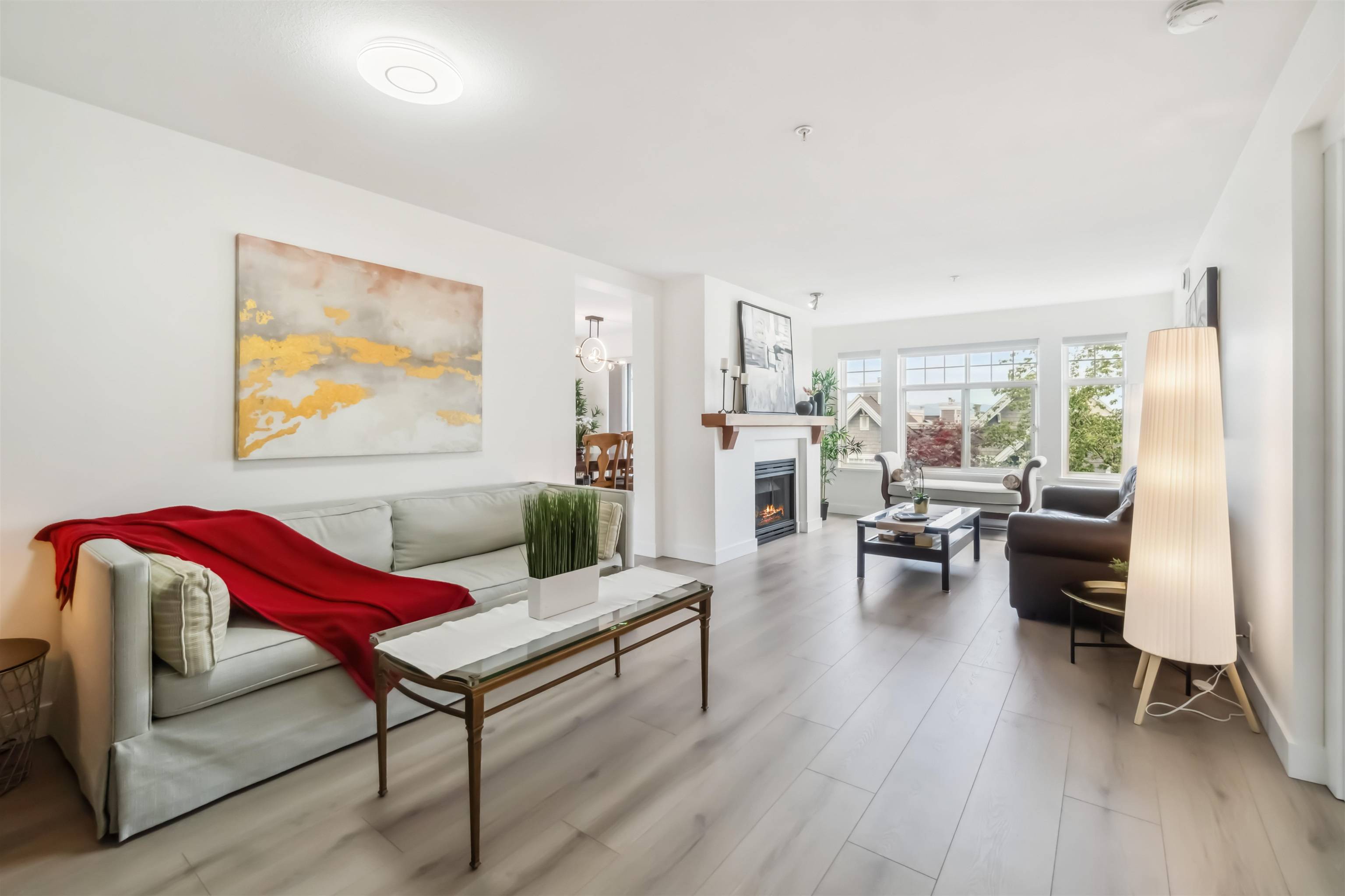 Coquitlam, BC V3E 3L8,1428 Parkway BLVD #311