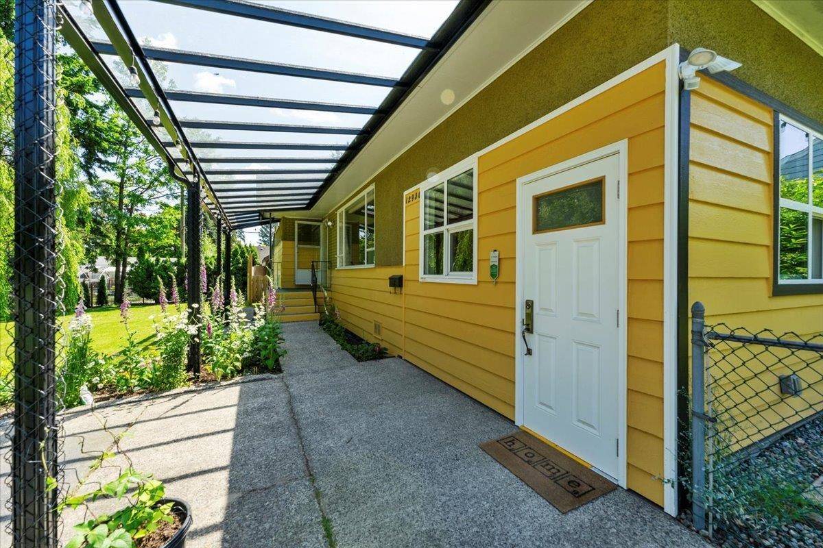 Surrey, BC V3T 3B7,12930 Old Yale RD