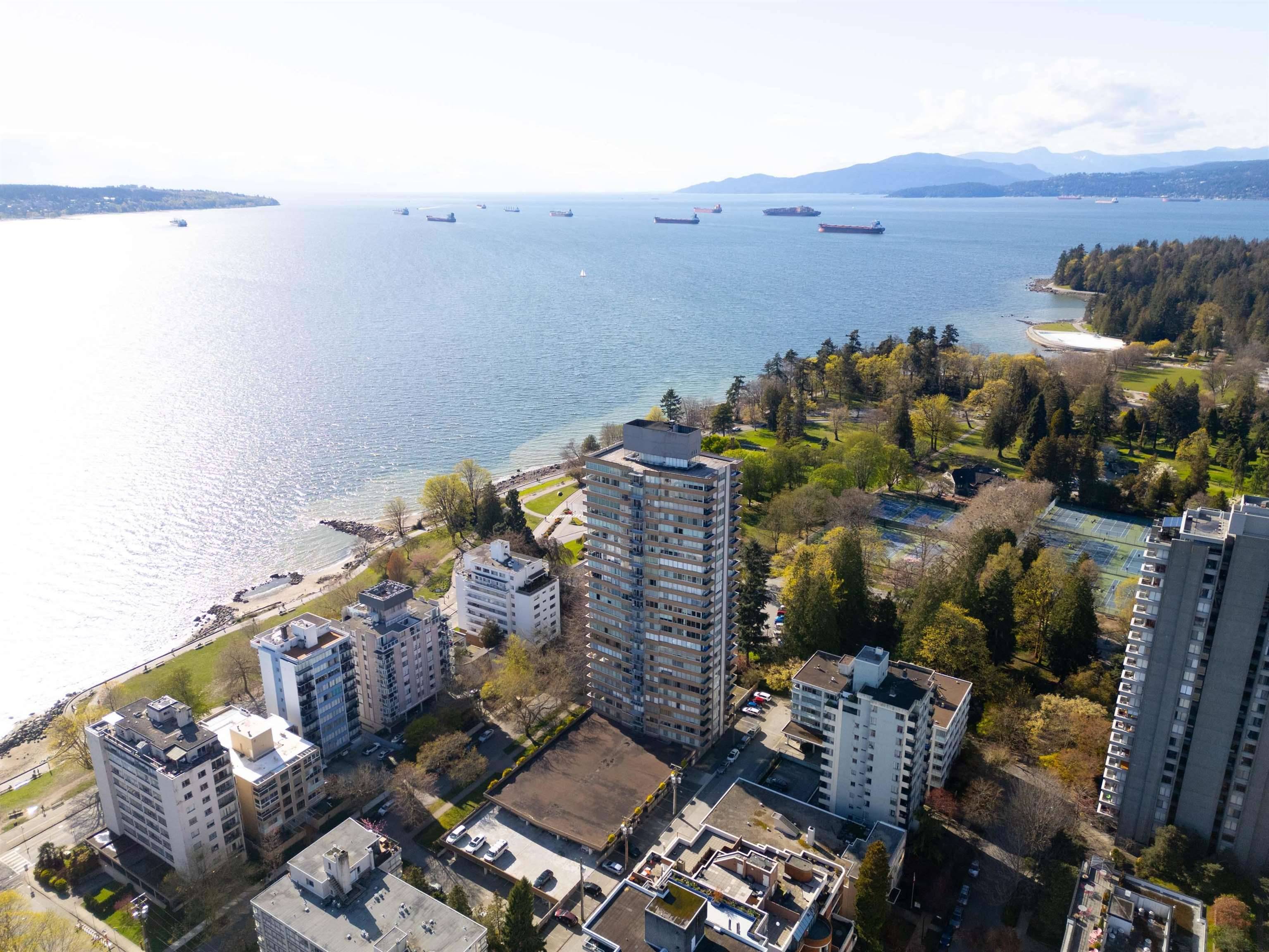 Vancouver, BC V6G 1T9,2055 Pendrell ST #2002
