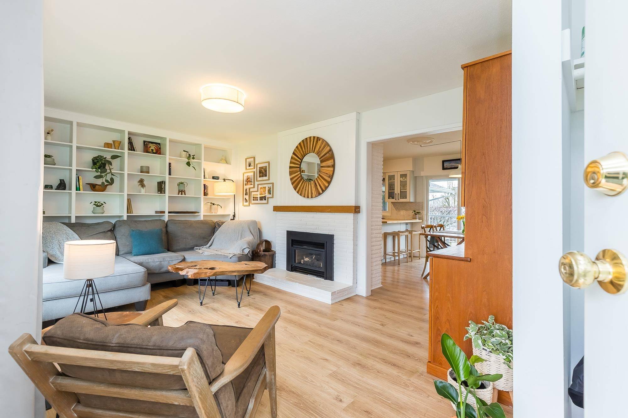 Mission, BC V2V 6S5,35042 Henry AVE