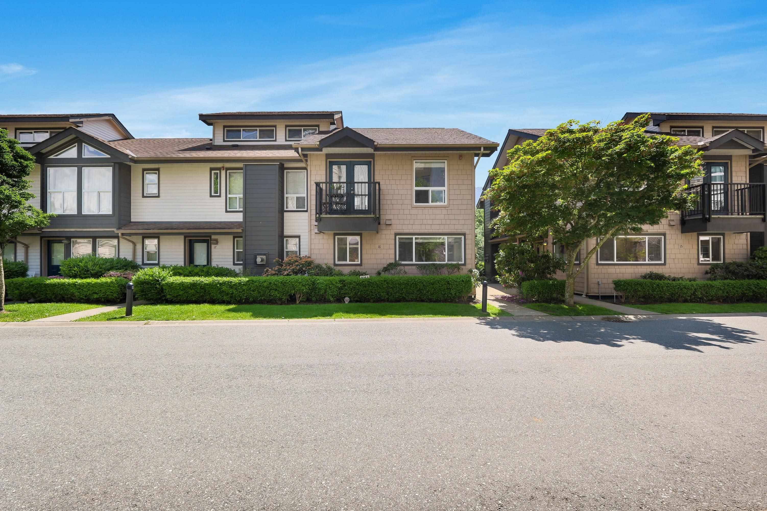 Squamish, BC V8B 0S3,1204 Main ST #16