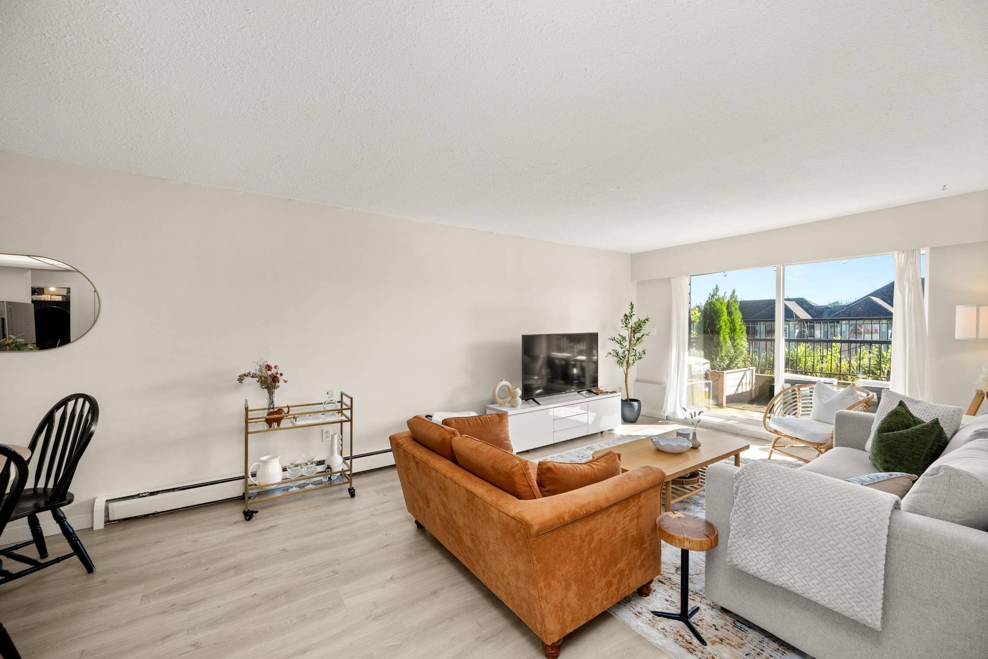 Abbotsford, BC V2S 5Z9,2551 Willow LN #111