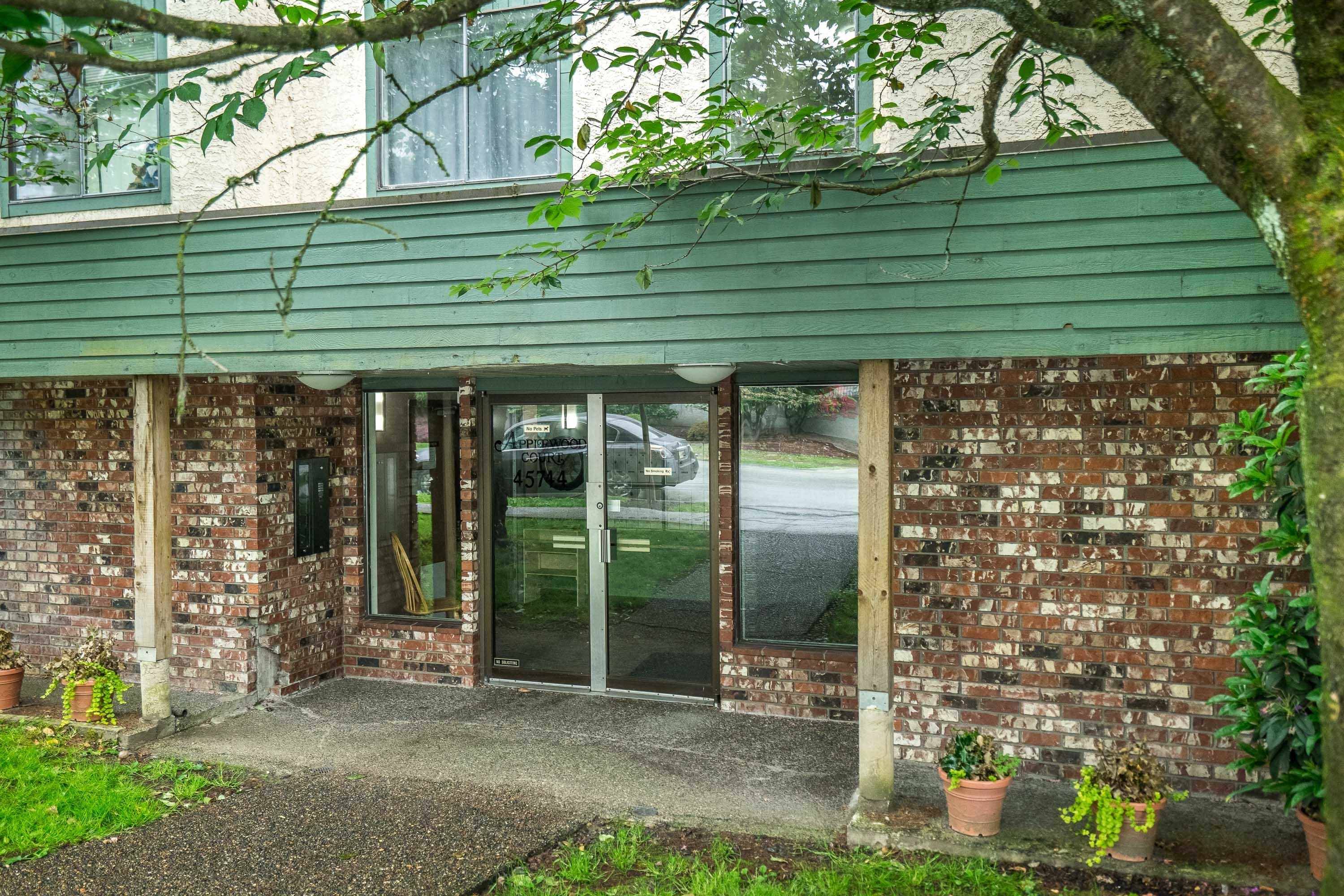 Chilliwack, BC V2P 1T6,45744 Spadina AVE #206