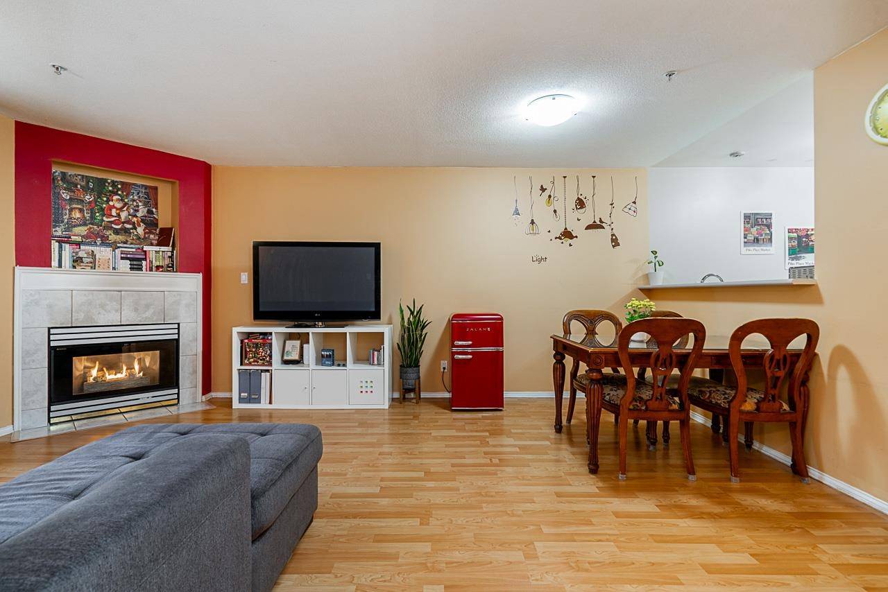 Port Coquitlam, BC V3C 1Z1,2485 Atkins AVE #211