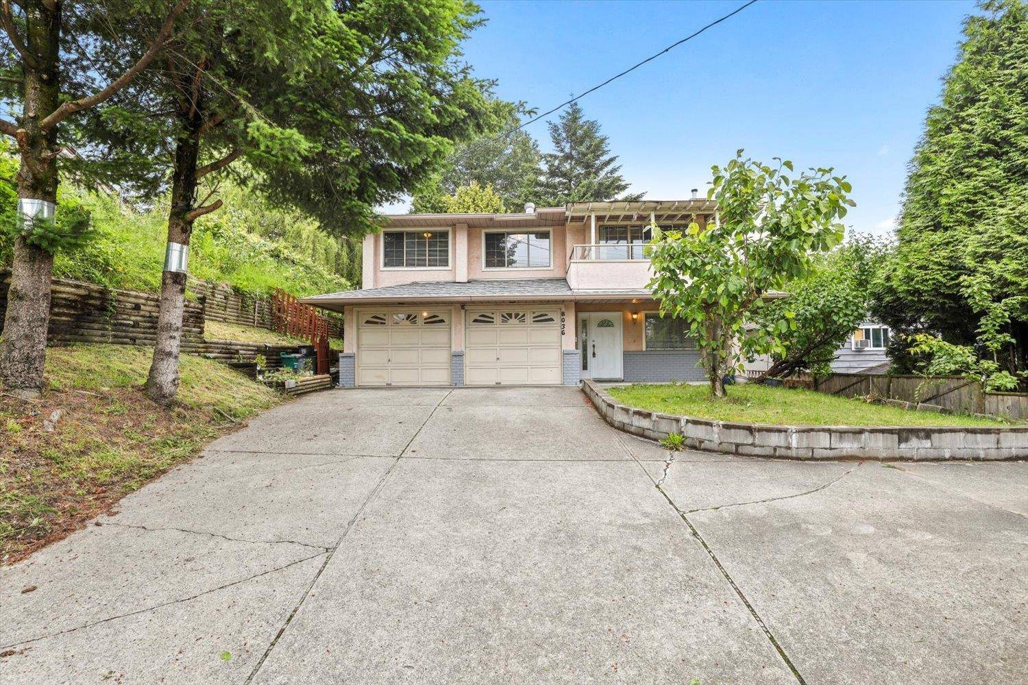 Mission, BC V2V 3N1,8036 Cedar ST