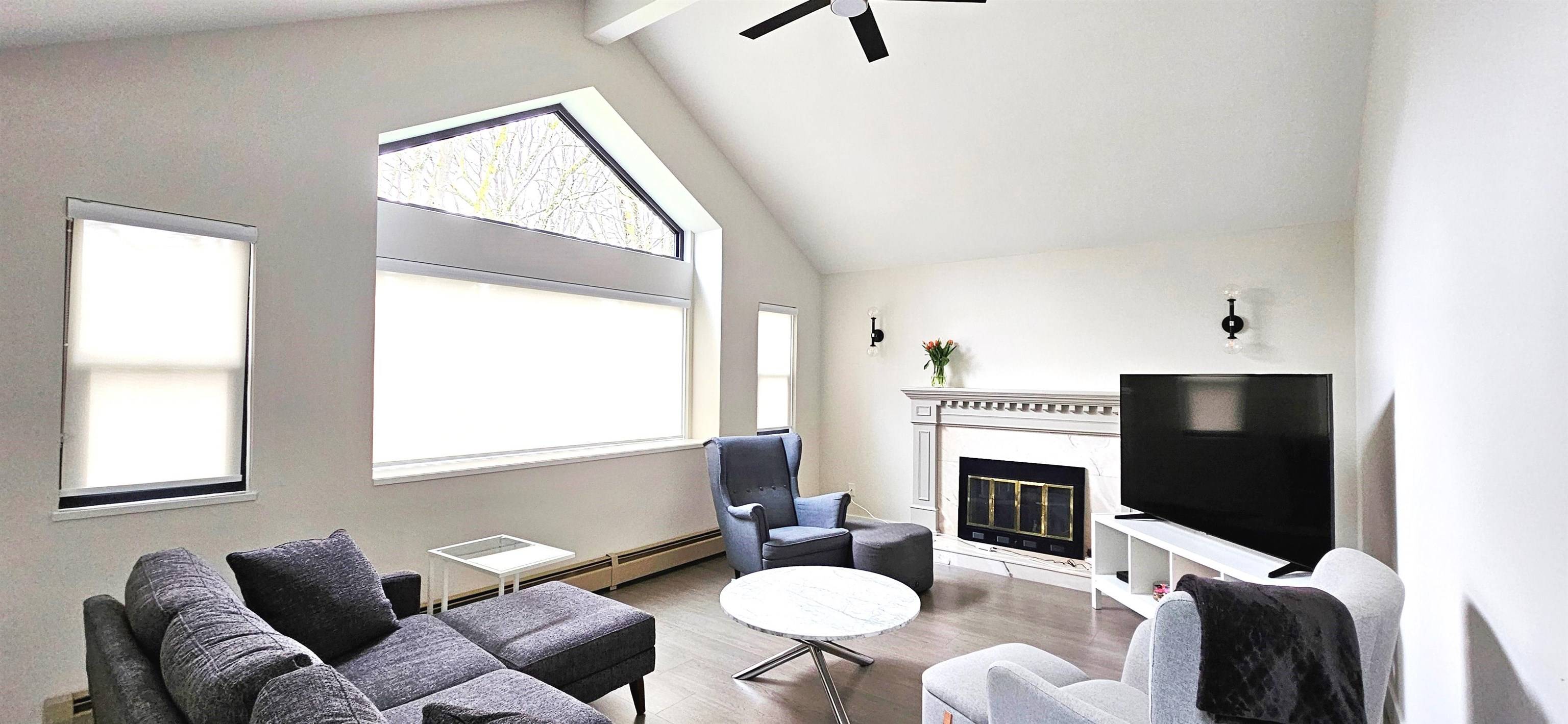 Vancouver, BC V6K 2R4,3025 W 12th AVE