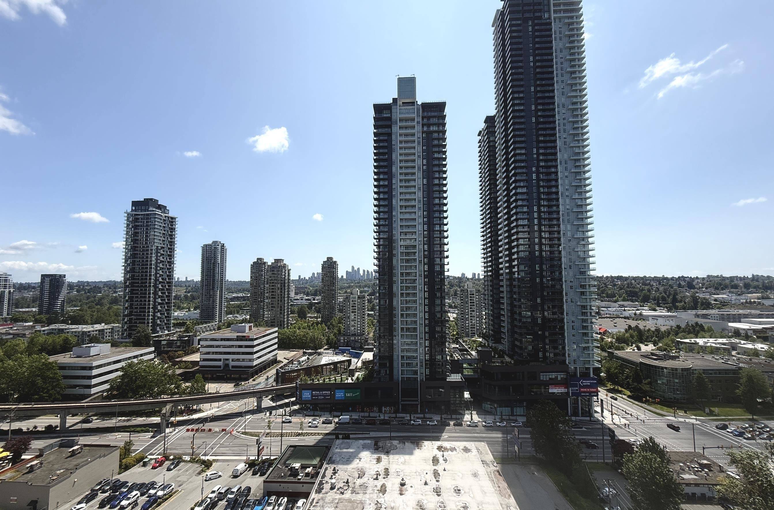 Burnaby, BC V5C 6V1,4132 Halifax ST #1706