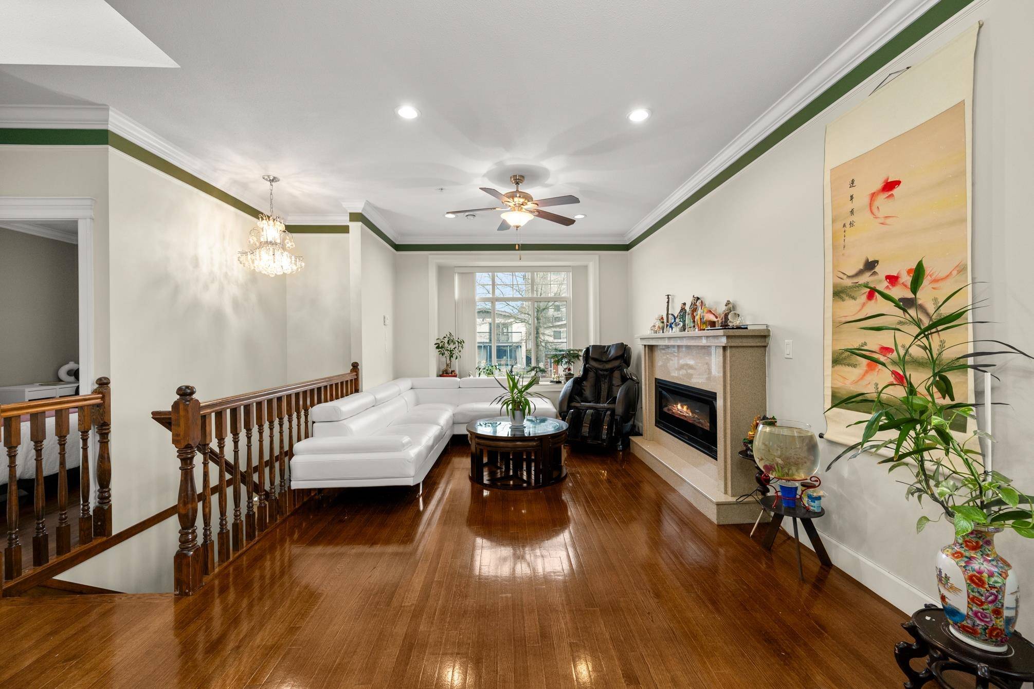 Vancouver, BC V5M 1W4,2643 E 8th AVE