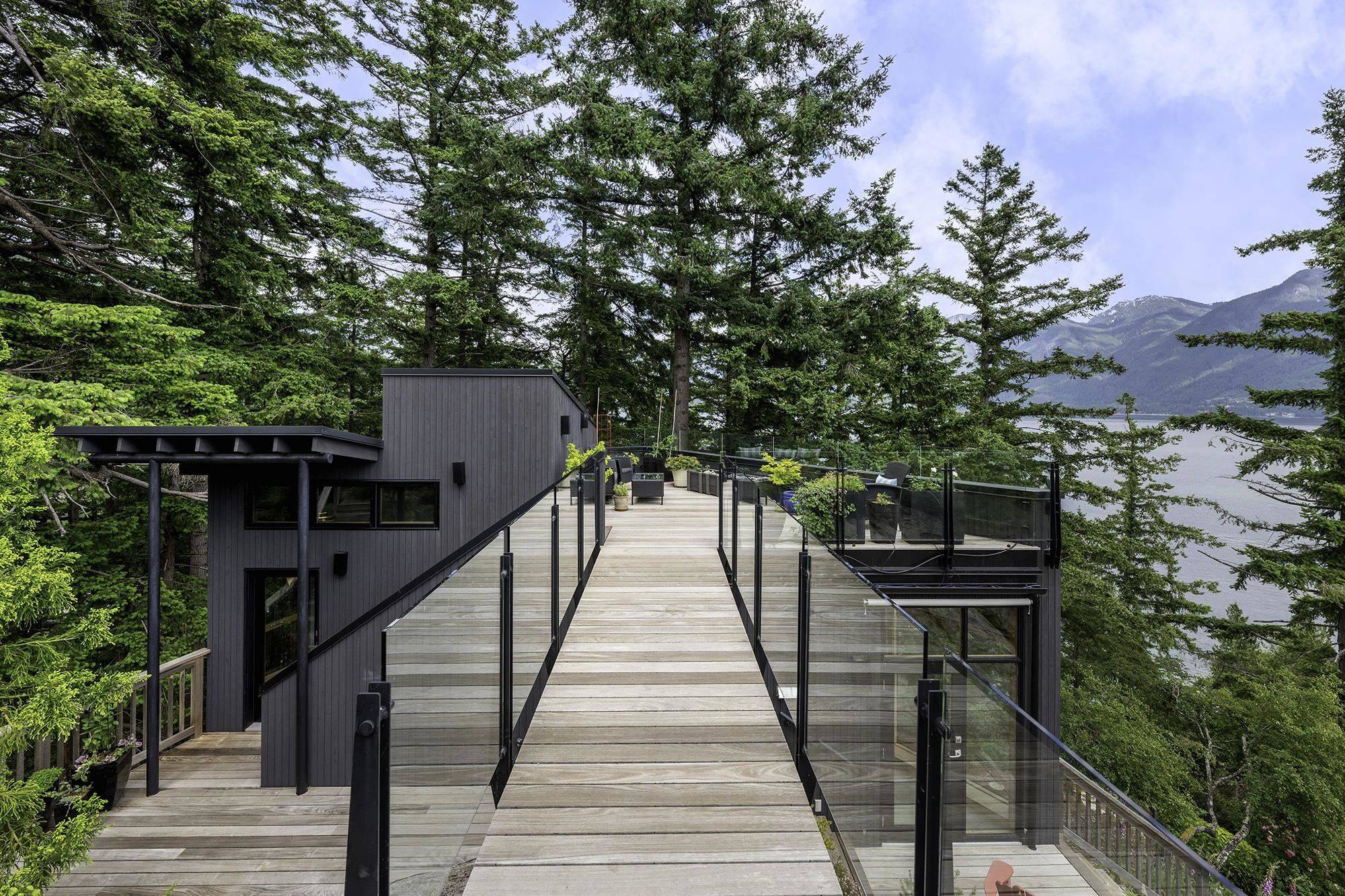 Bowen Island, BC V0N 1G1,256 Jason RD