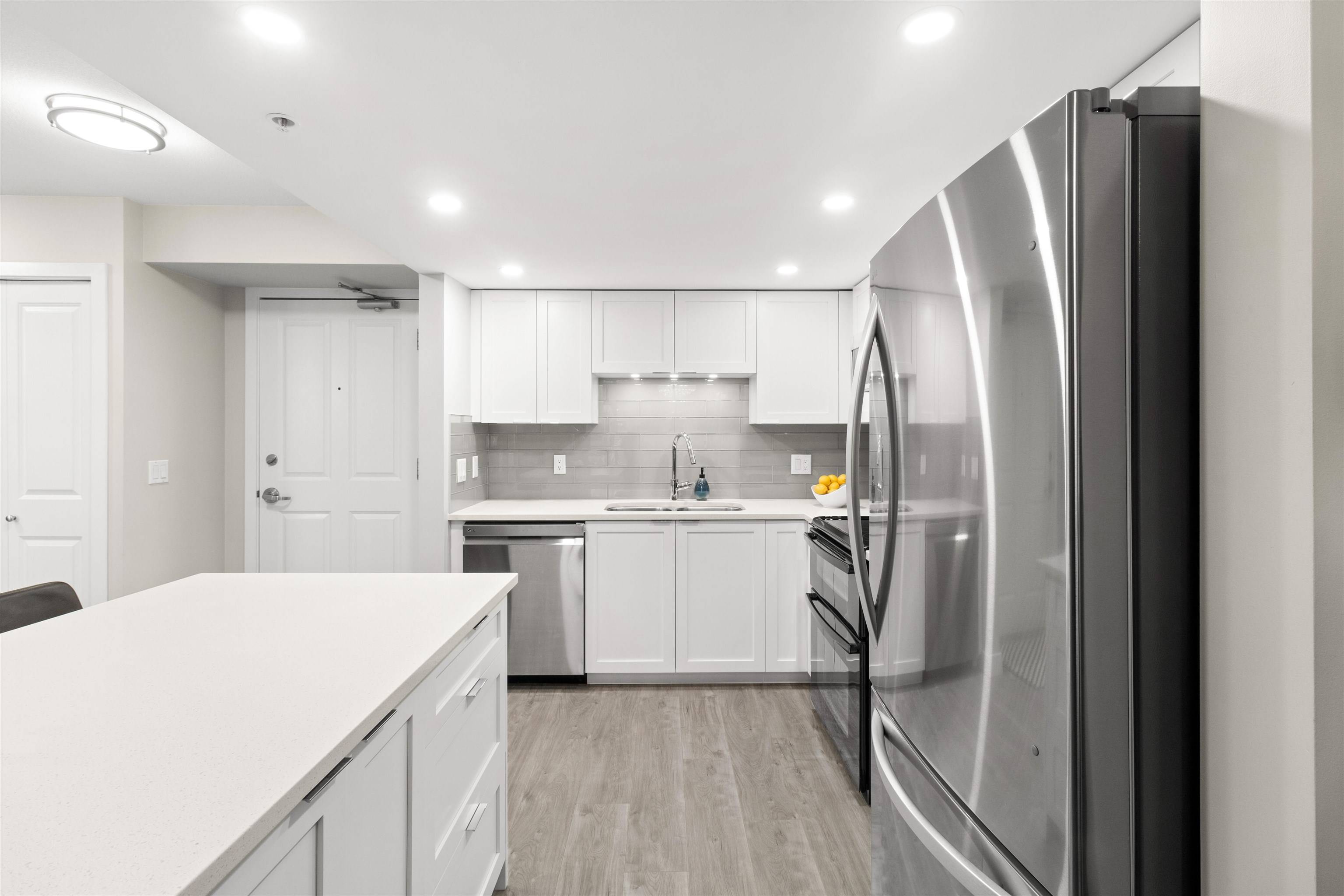 Port Moody, BC V3H 5J6,285 Newport DR #204