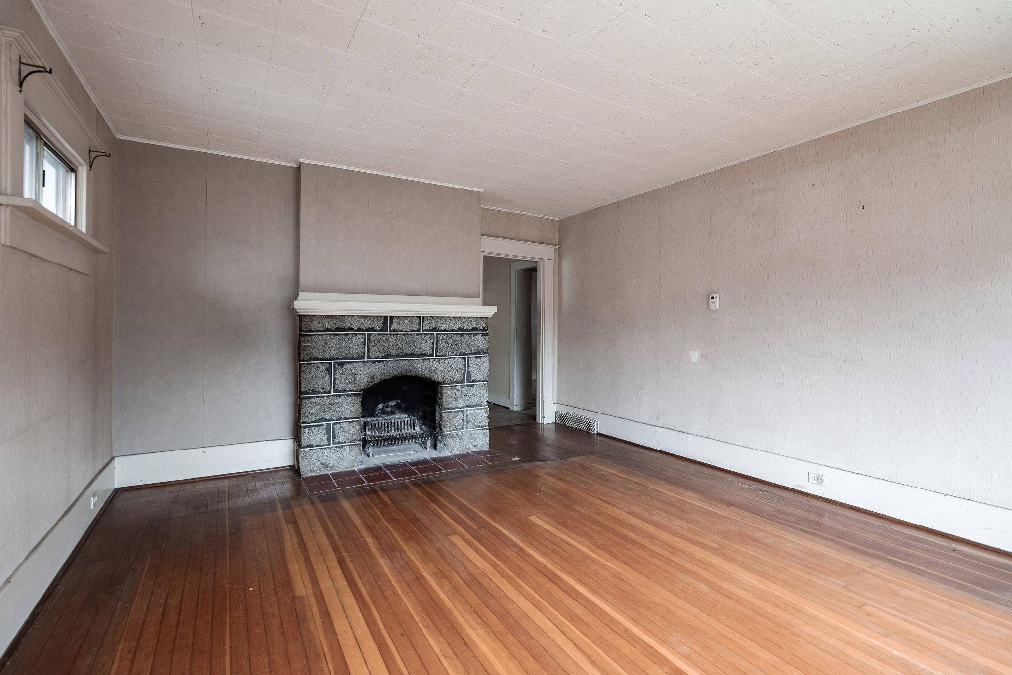 Vancouver, BC V5M 1C7,2541 E 2nd AVE