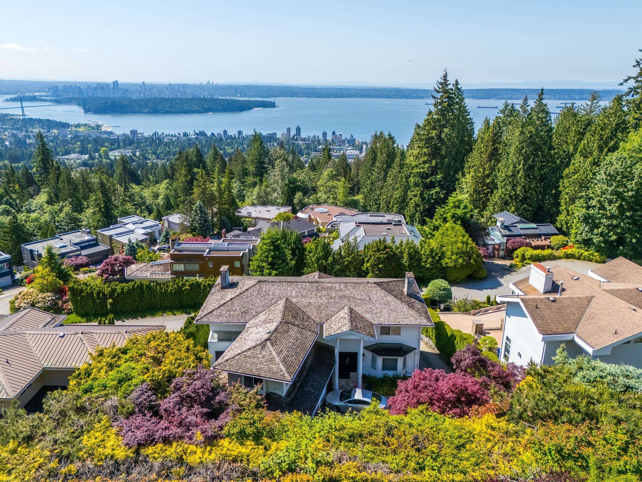 West Vancouver, BC V7S 3E4,2585 Westhill WAY